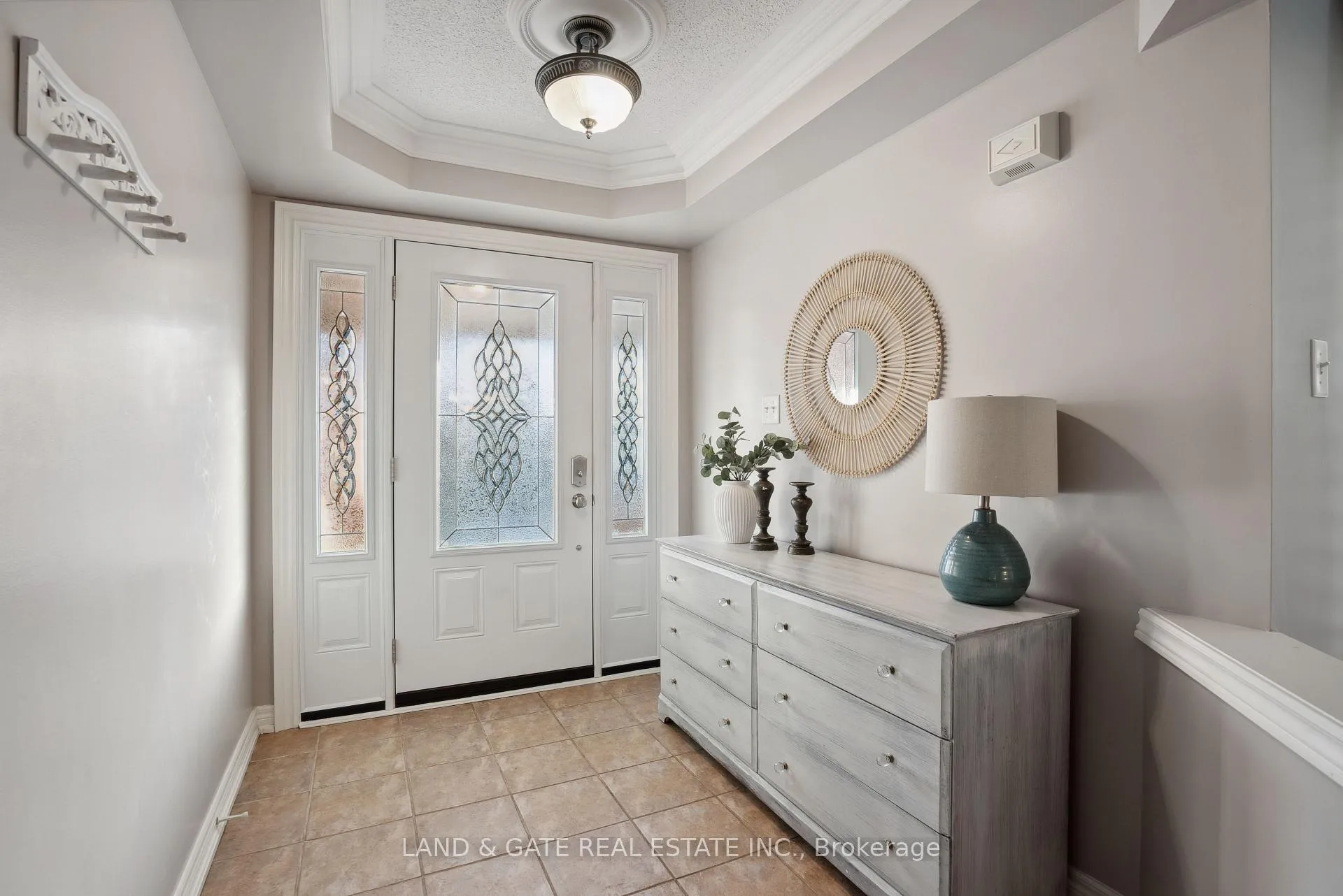 Photo 4 of 1148 Ashcroft Court, Oshawa, Taunton — HOMEH