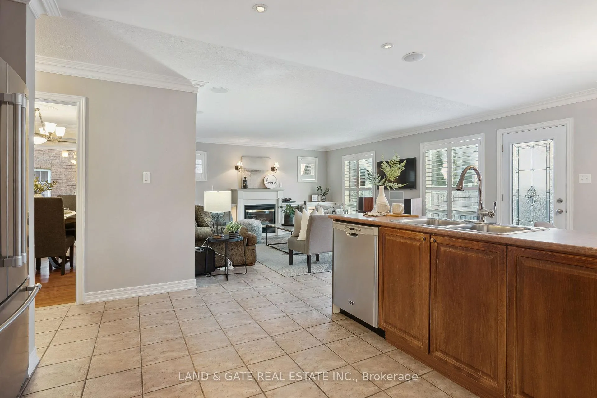 Photo 11 of 1148 Ashcroft Court, Oshawa, Taunton — HOMEH