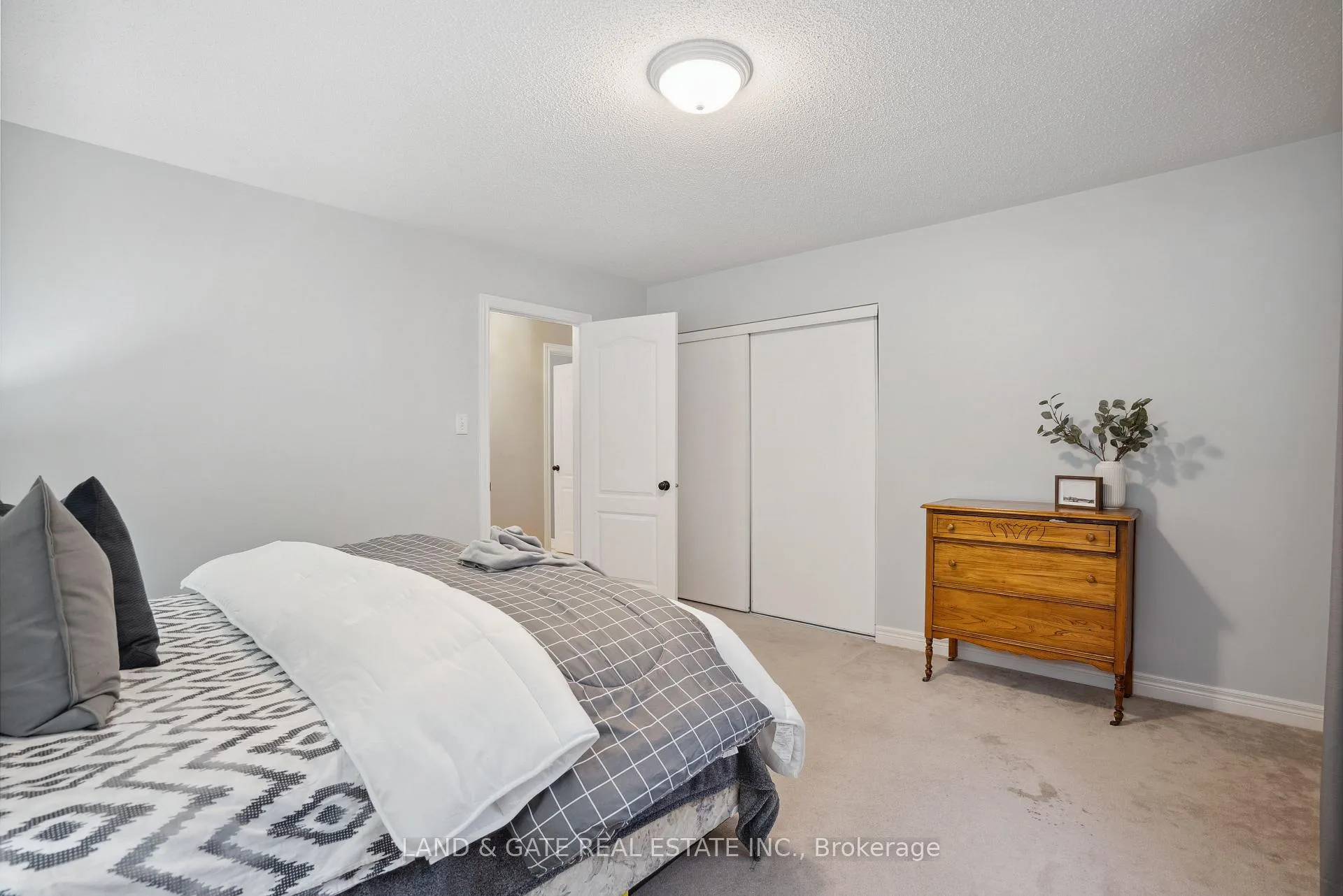Photo 24 of 1148 Ashcroft Court, Oshawa, Taunton — HOMEH