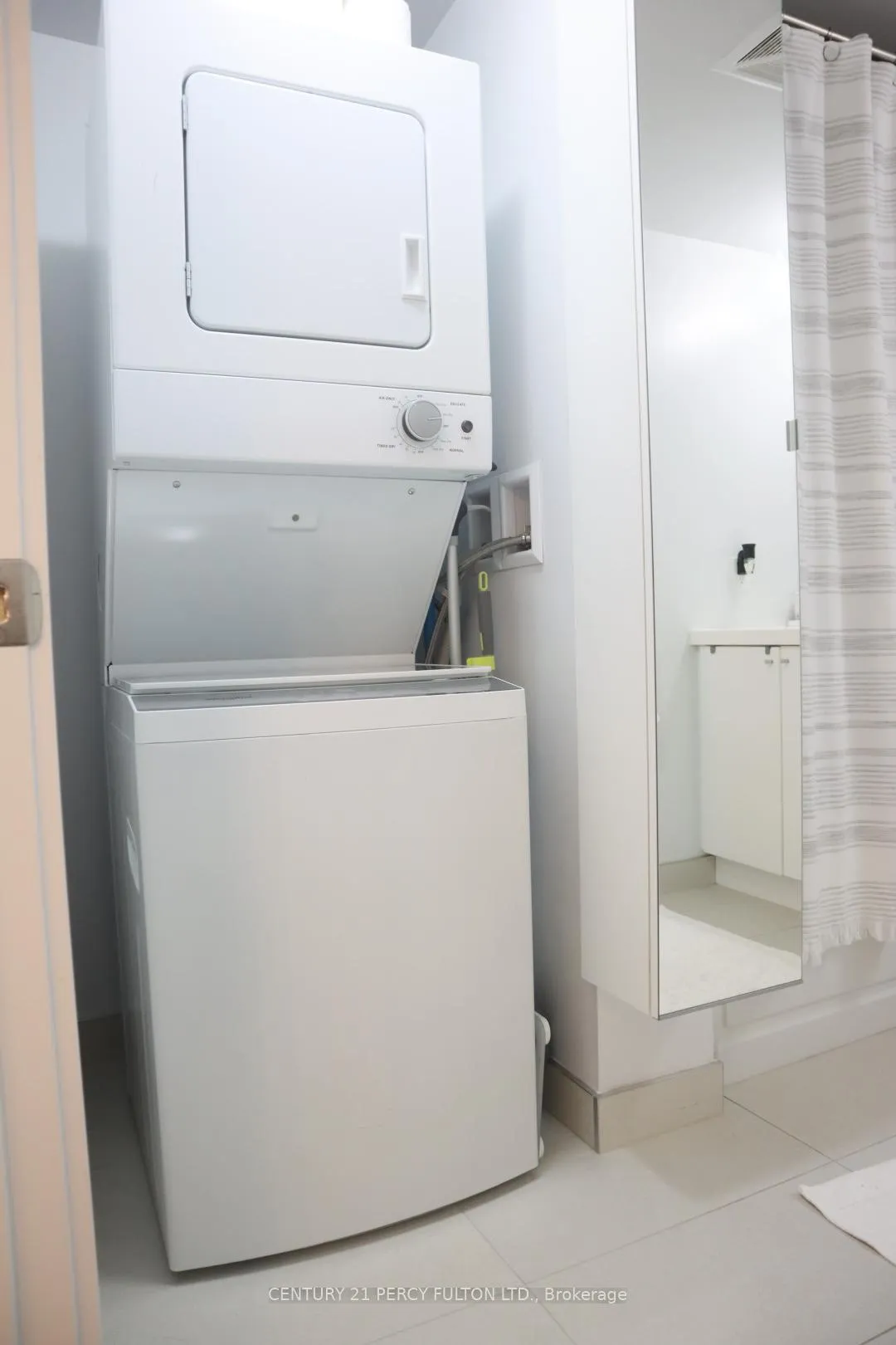 Photo 17 of Unit 1020, 2550 Simcoe Street N, Oshawa, Windfields — HOMEH