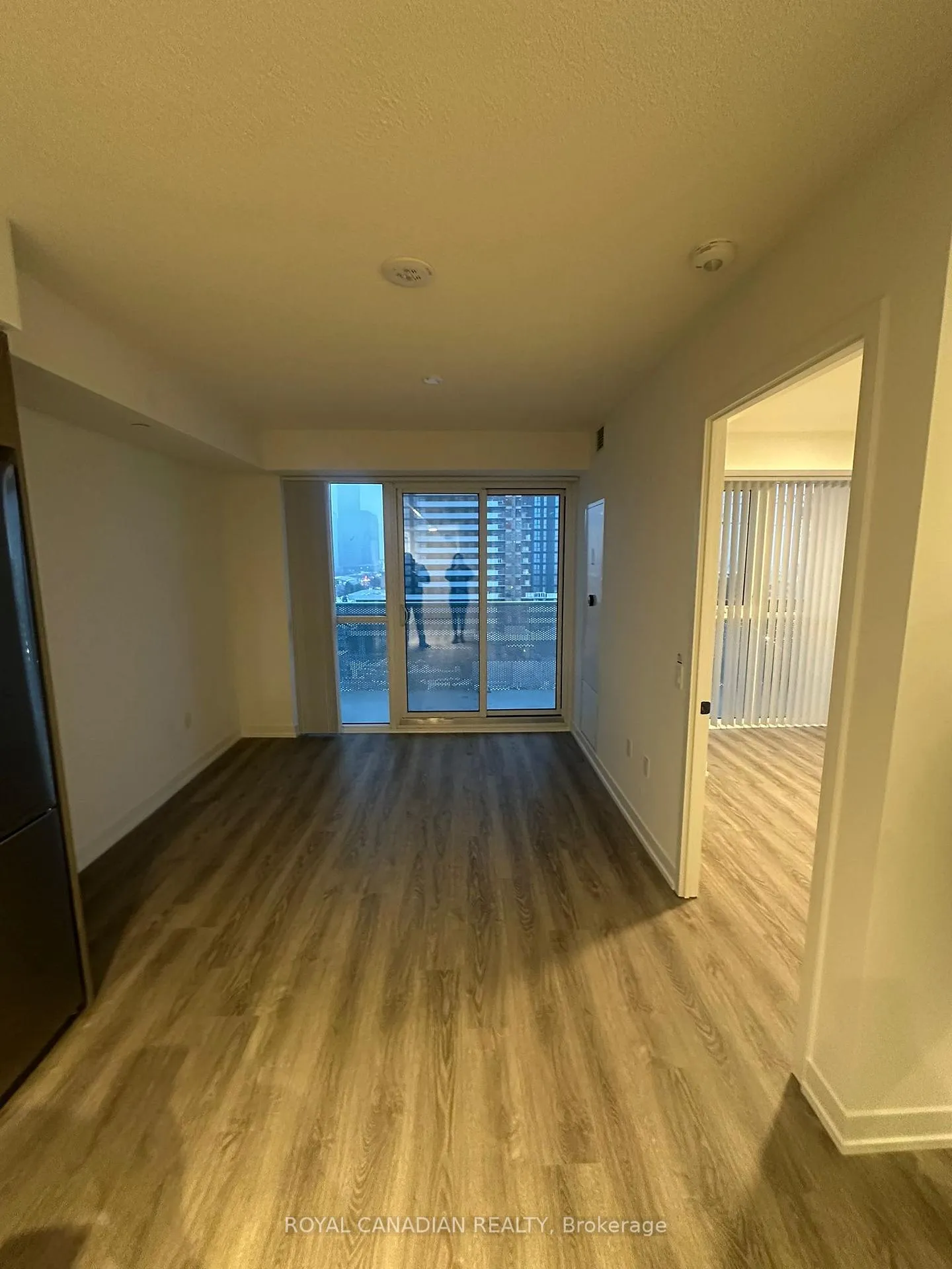Photo 7 of Unit 1017, 195 Commerce Street S, Vaughan, Vaughan Corporate Centre — HOMEH