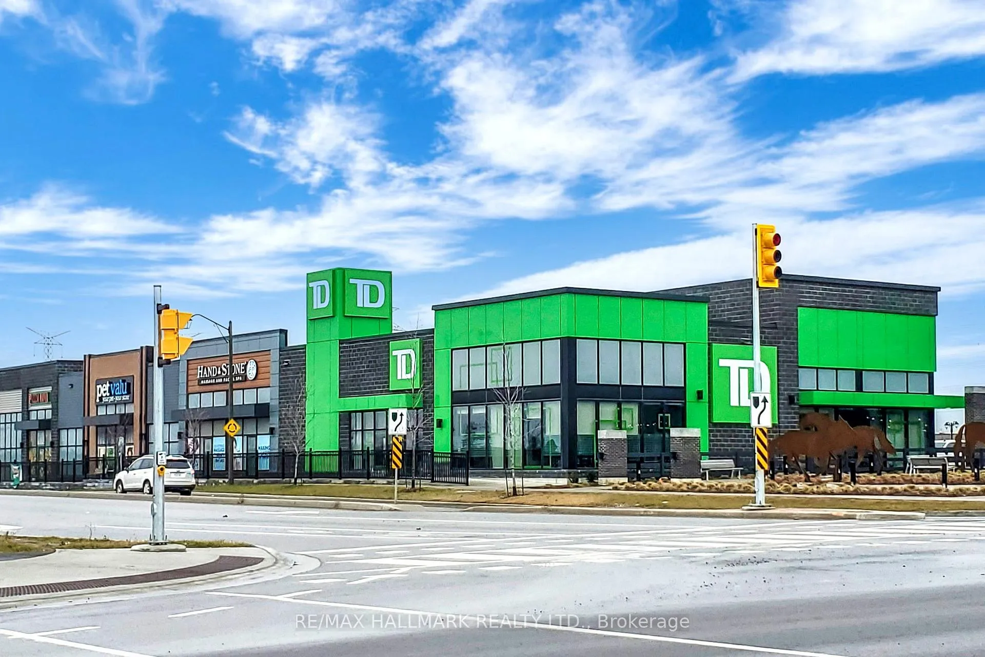 Photo 35 of Unit 2310, 2550 Simcoe Street N, Oshawa, Windfields — HOMEH