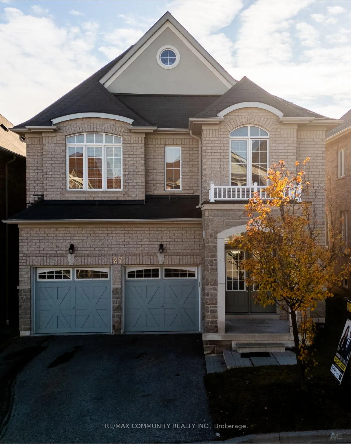 Photo 2 of 27 Garrardview Street, Ajax, Northeast Ajax — HOMEH