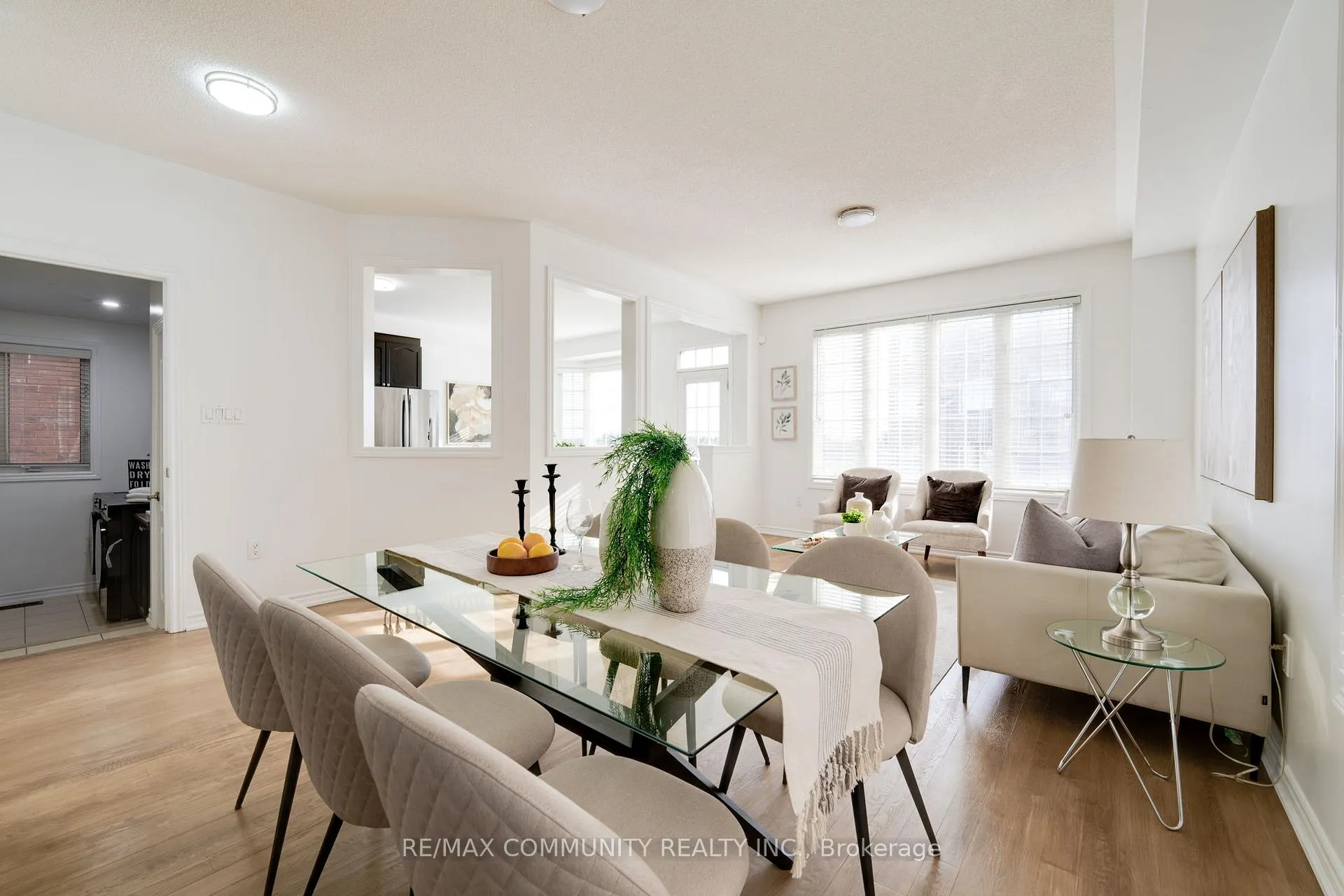 Photo 8 of 27 Garrardview Street, Ajax, Northeast Ajax — HOMEH