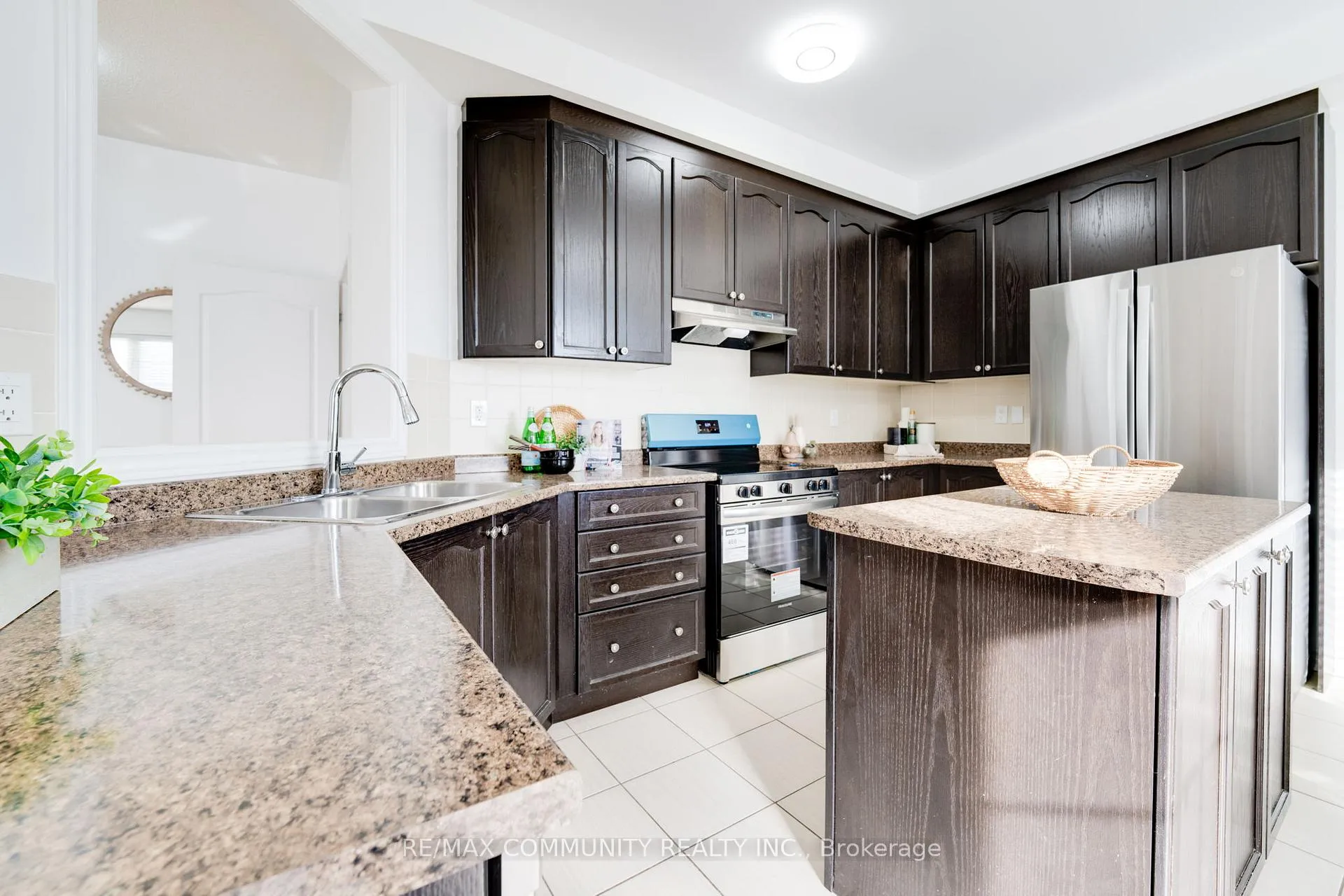 Photo 13 of 27 Garrardview Street, Ajax, Northeast Ajax — HOMEH