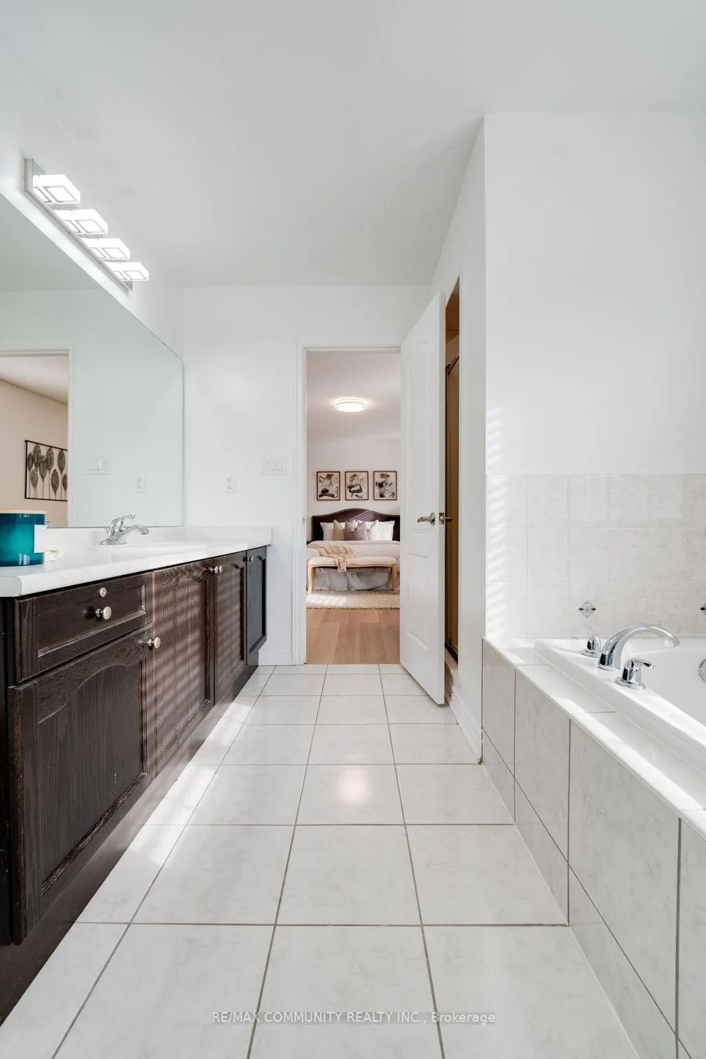 Photo 19 of 27 Garrardview Street, Ajax, Northeast Ajax — HOMEH