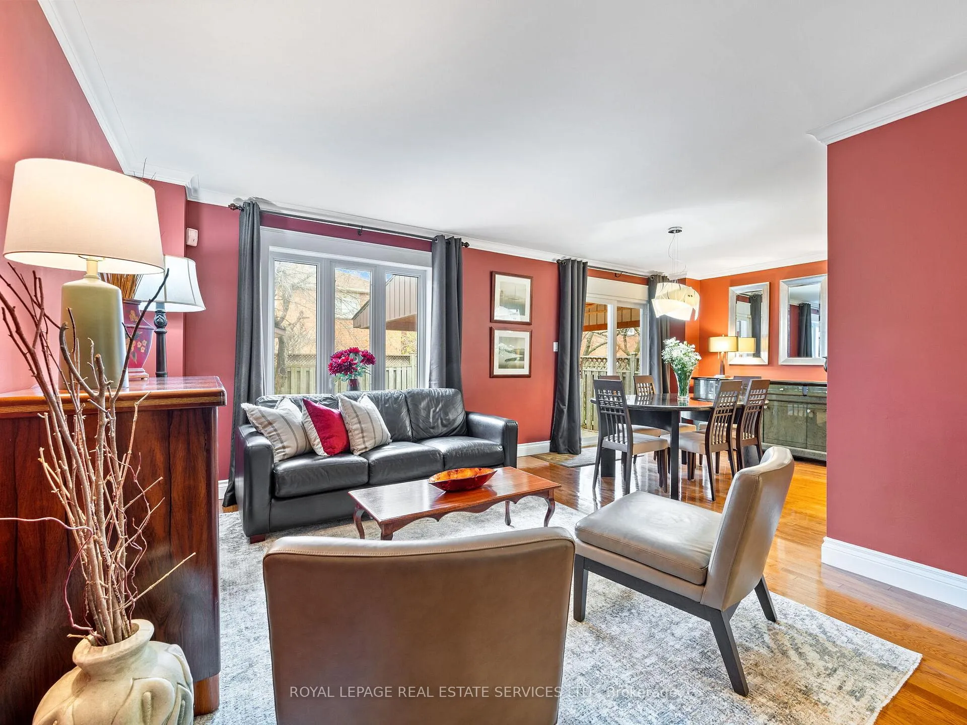 Photo 7 of 29 Bayhampton Crescent, Vaughan, Brownridge — HOMEH
