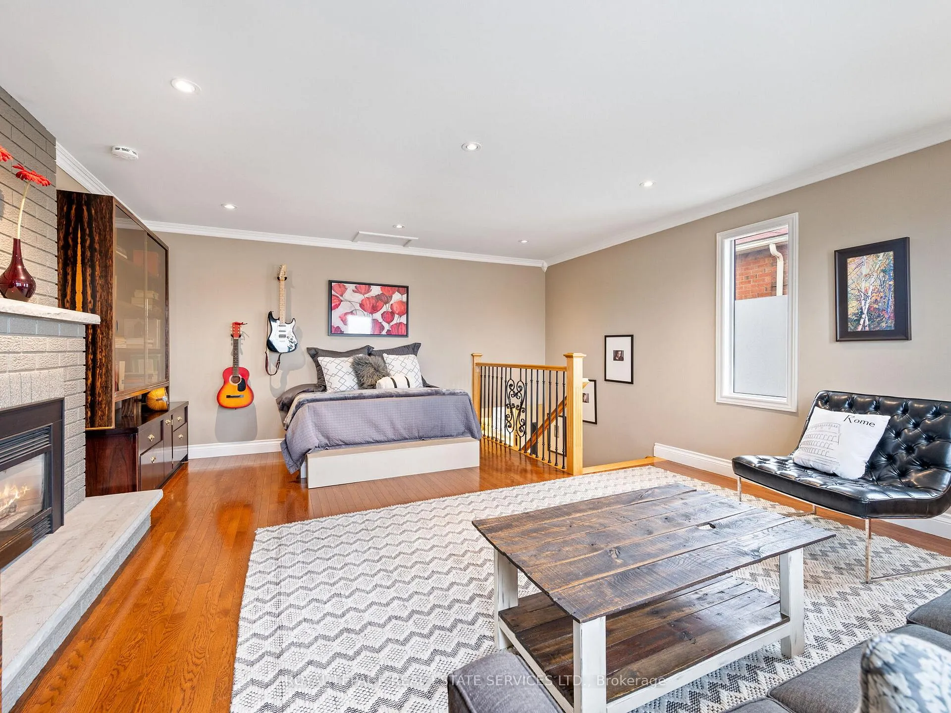 Photo 19 of 29 Bayhampton Crescent, Vaughan, Brownridge — HOMEH