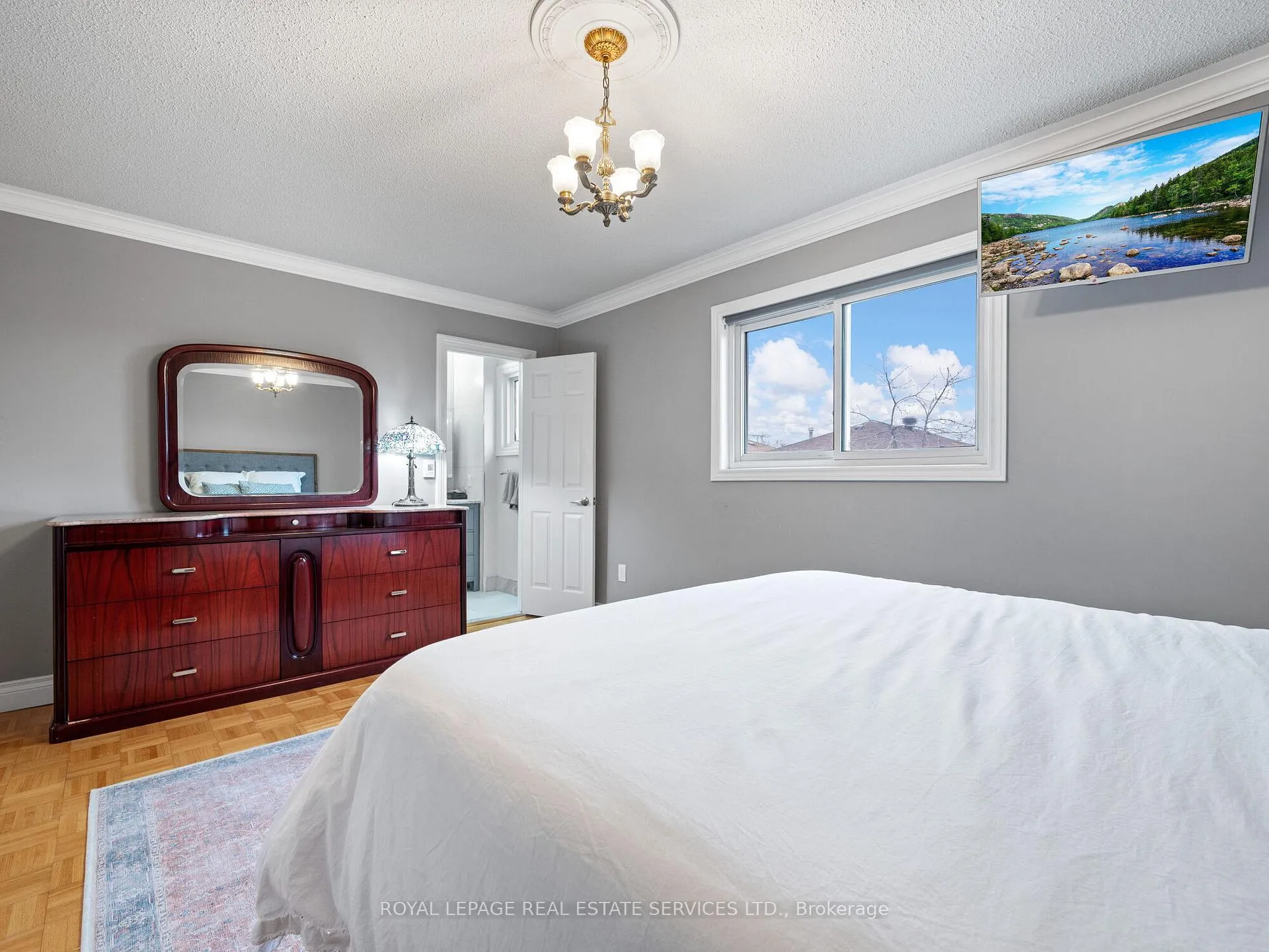 Photo 22 of 29 Bayhampton Crescent, Vaughan, Brownridge — HOMEH
