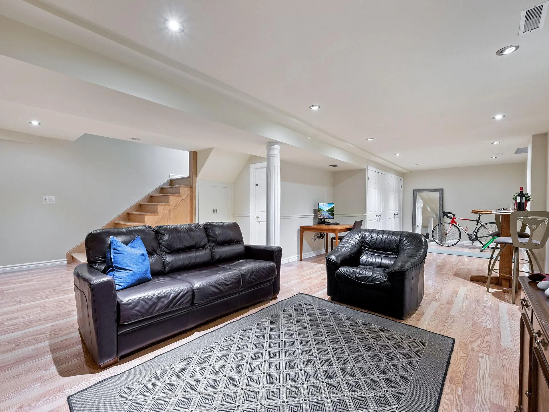 Photo 29 of 29 Bayhampton Crescent, Vaughan, Brownridge — HOMEH