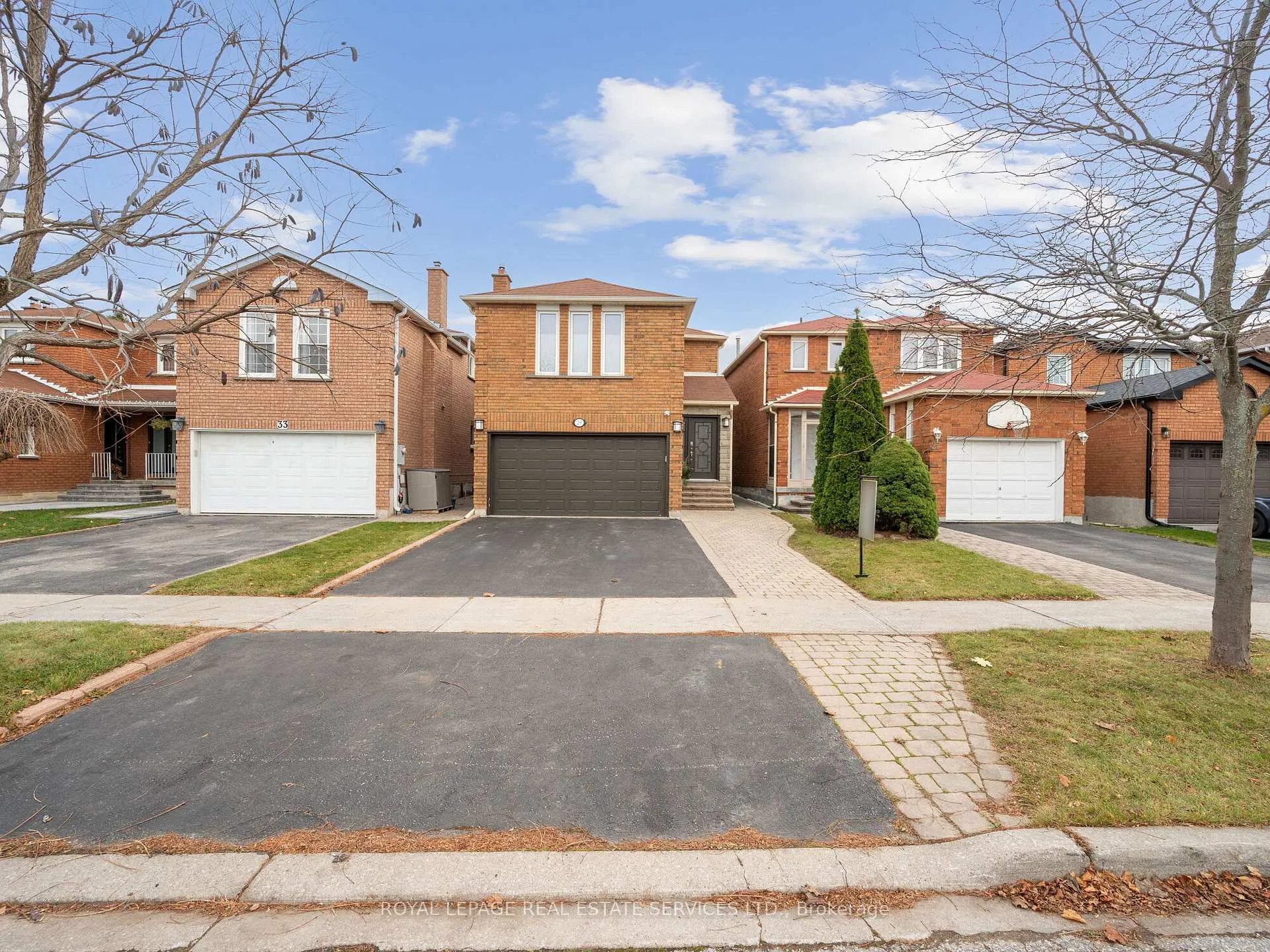 Photo 35 of 29 Bayhampton Crescent, Vaughan, Brownridge — HOMEH
