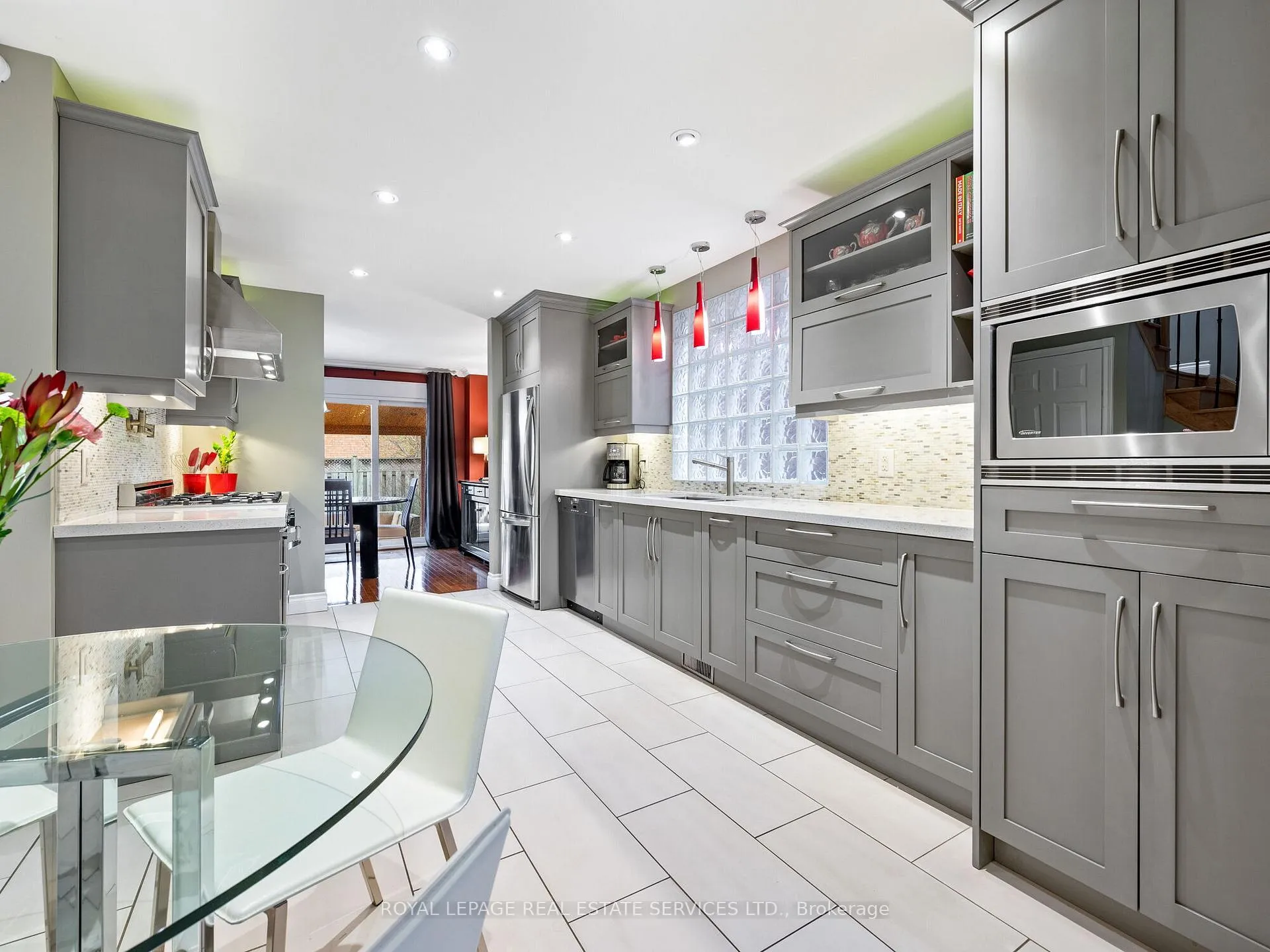 Photo 38 of 29 Bayhampton Crescent, Vaughan, Brownridge — HOMEH