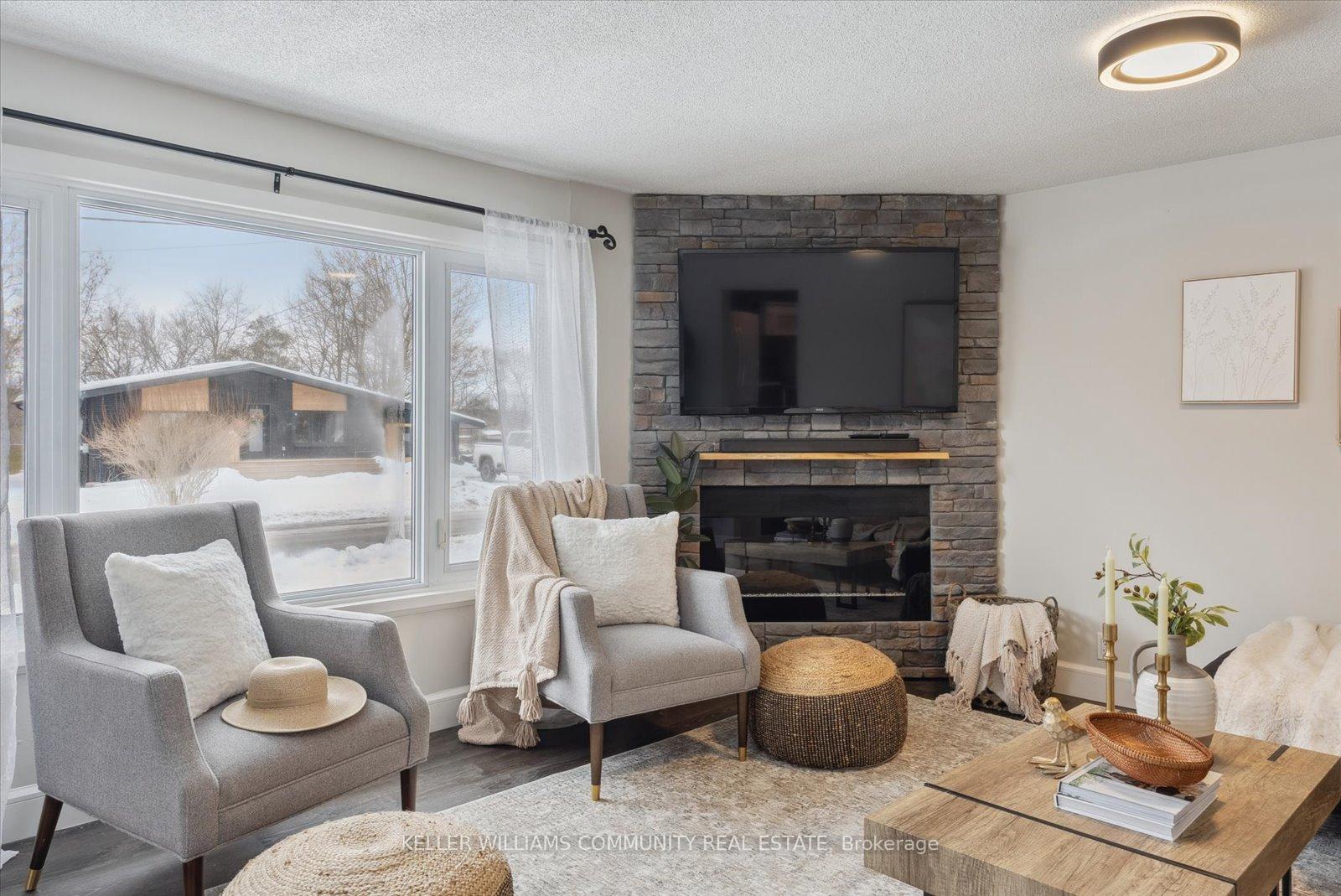 Photo 10 of 21 White Street, Cobourg — HOMEH