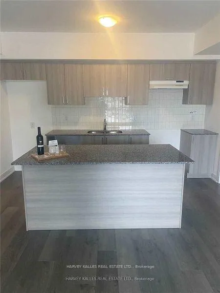 Photo 6 of Unit 307, 5 Chef Lane, Barrie, Rural Barrie Southeast — HOMEH