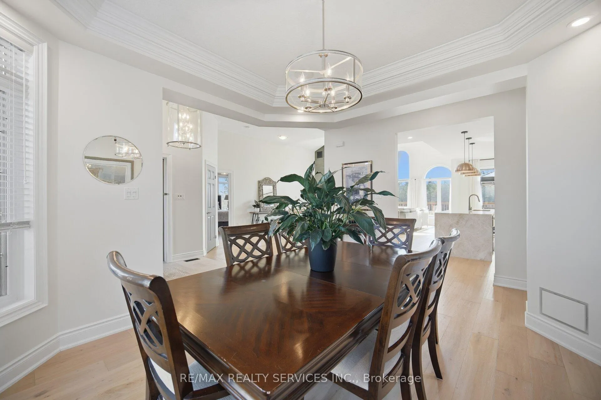 Photo 11 of 34 Isabella Street, Caledon, Rural Caledon — HOMEH