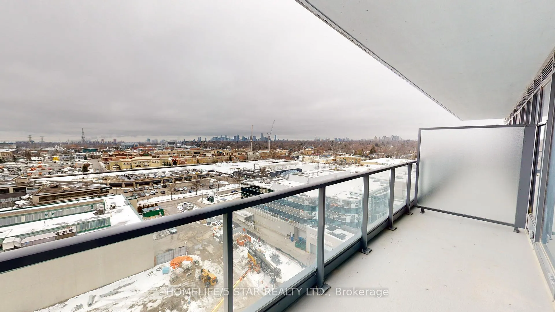 Photo 14 of Unit 1013, 33 Frederick Todd Way, Toronto, Thorncliffe Park — HOMEH