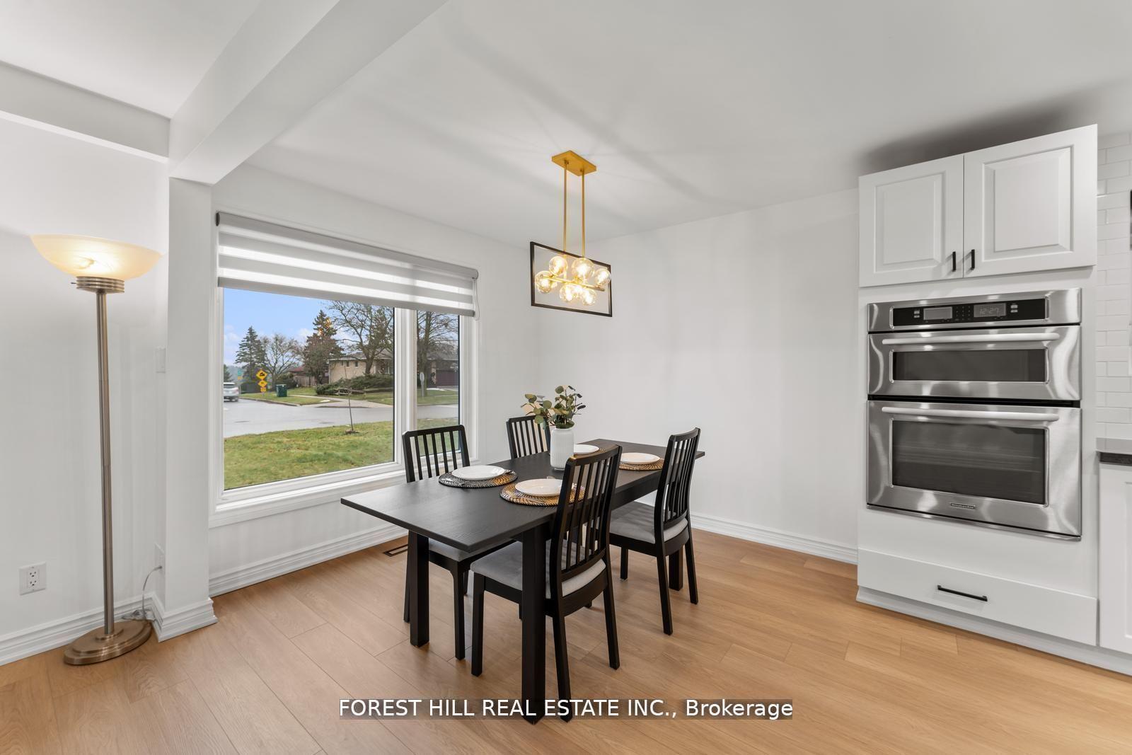 Photo 13 of 165 Kingsview Drive, Caledon, Bolton North — HOMEH
