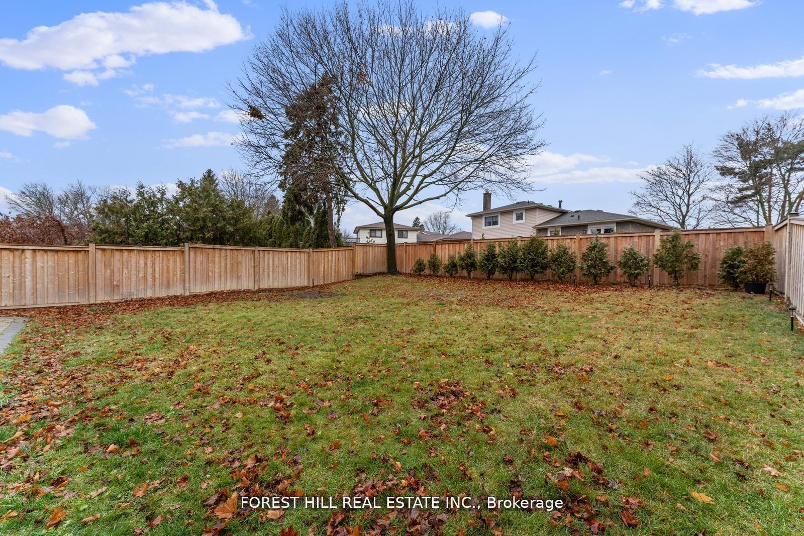 Photo 37 of 165 Kingsview Drive, Caledon, Bolton North — HOMEH