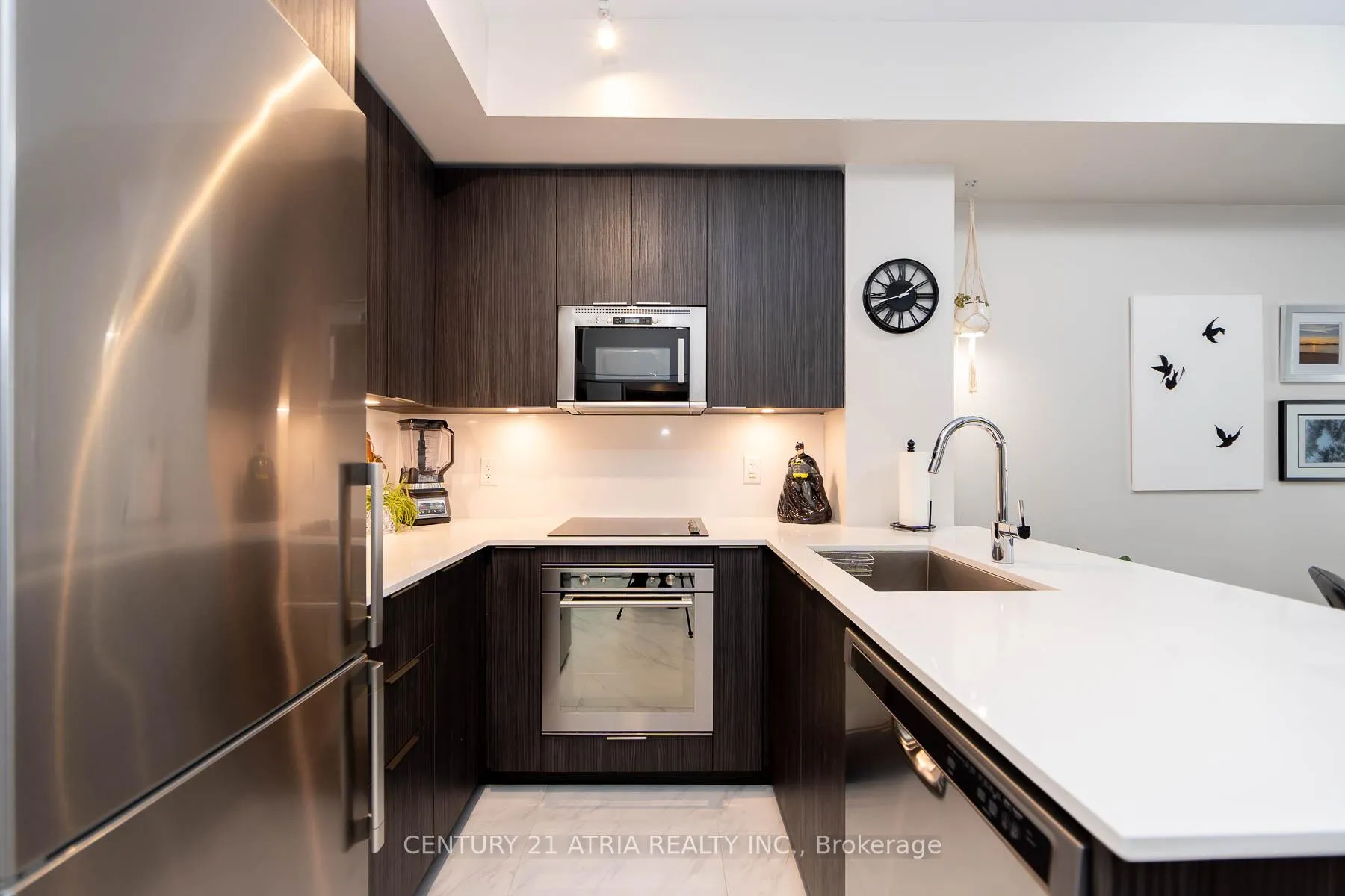 Photo 5 of Unit 532, 99 Eagle Rock Way, Vaughan, Maple — HOMEH