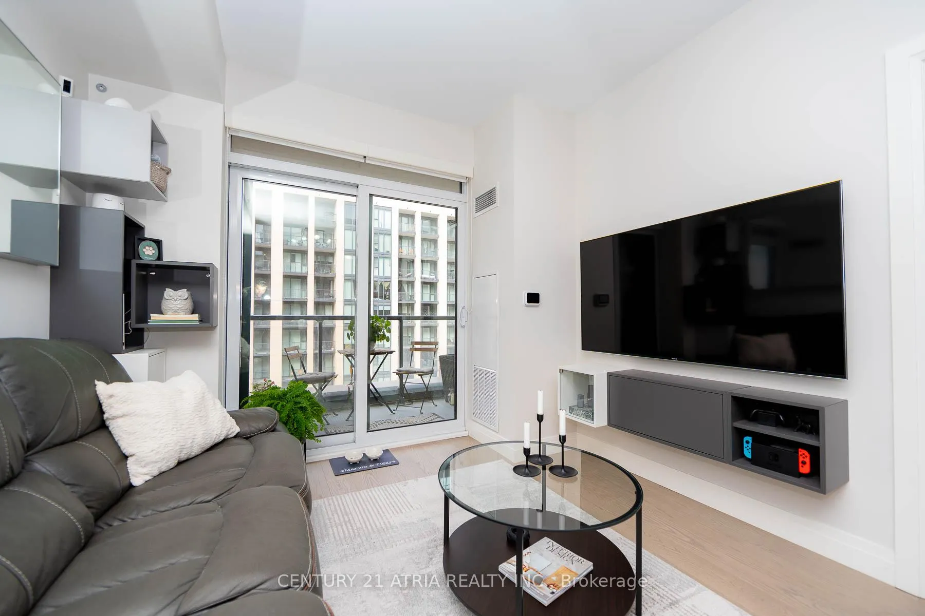 Photo 11 of Unit 532, 99 Eagle Rock Way, Vaughan, Maple — HOMEH