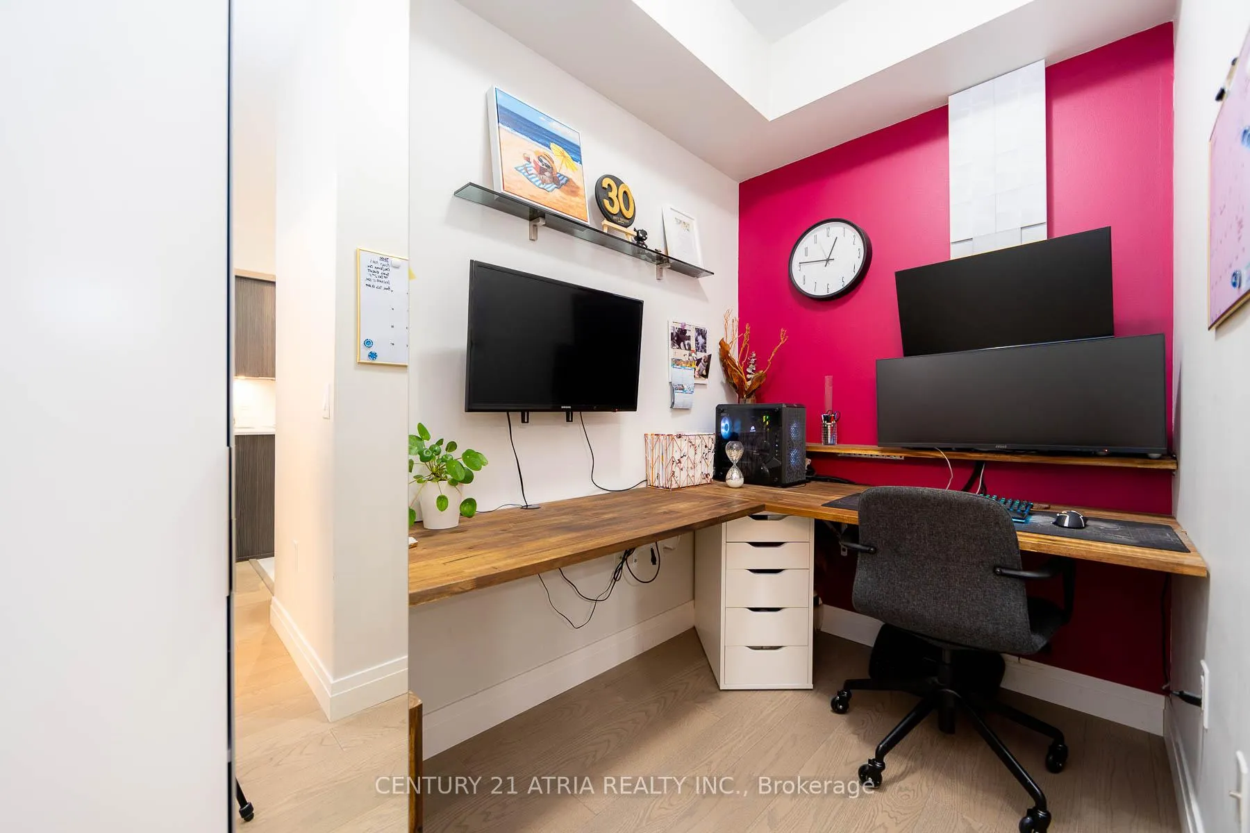 Photo 16 of Unit 532, 99 Eagle Rock Way, Vaughan, Maple — HOMEH