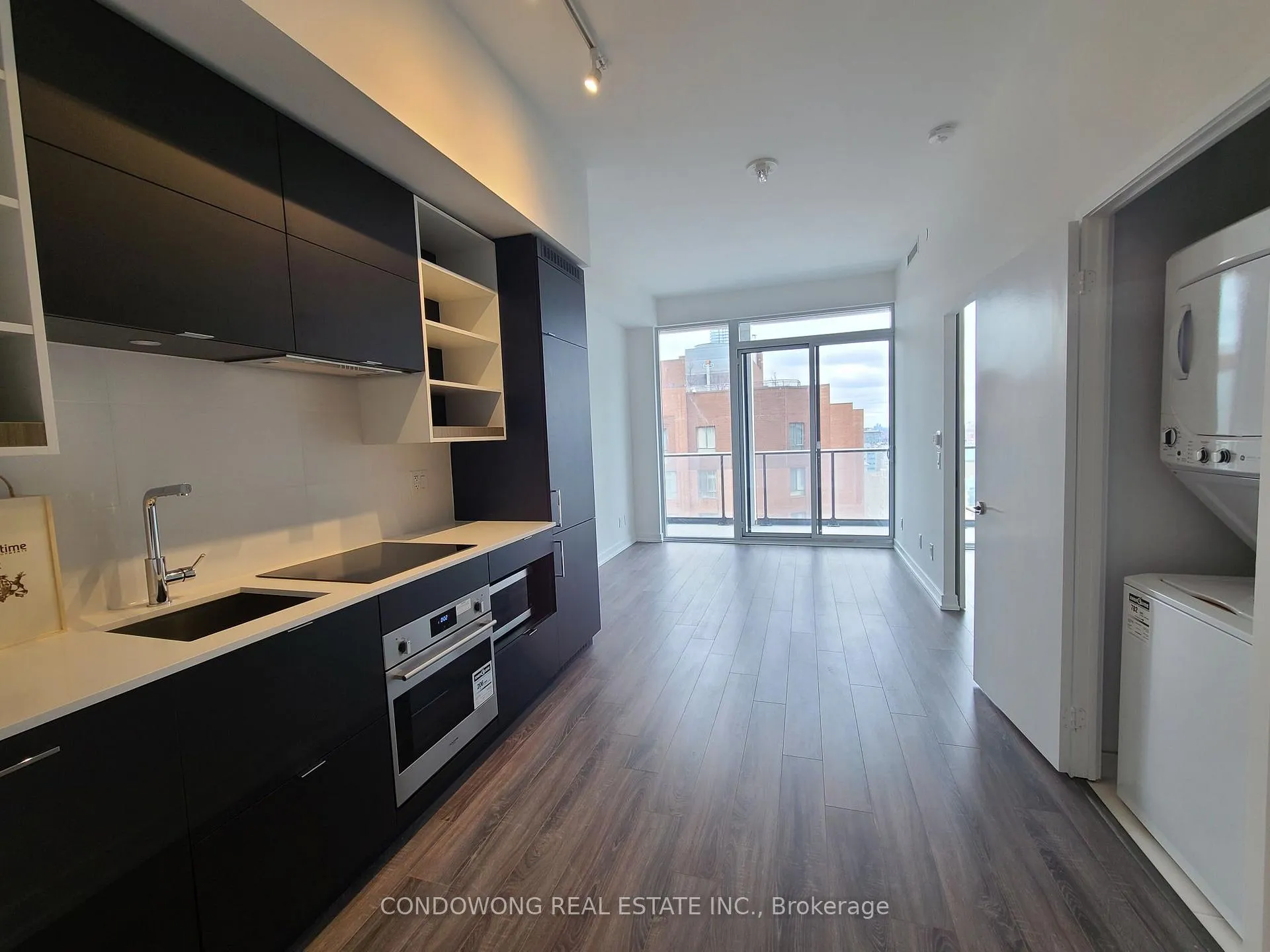 Front of Unit 2113, 20 Edward Street