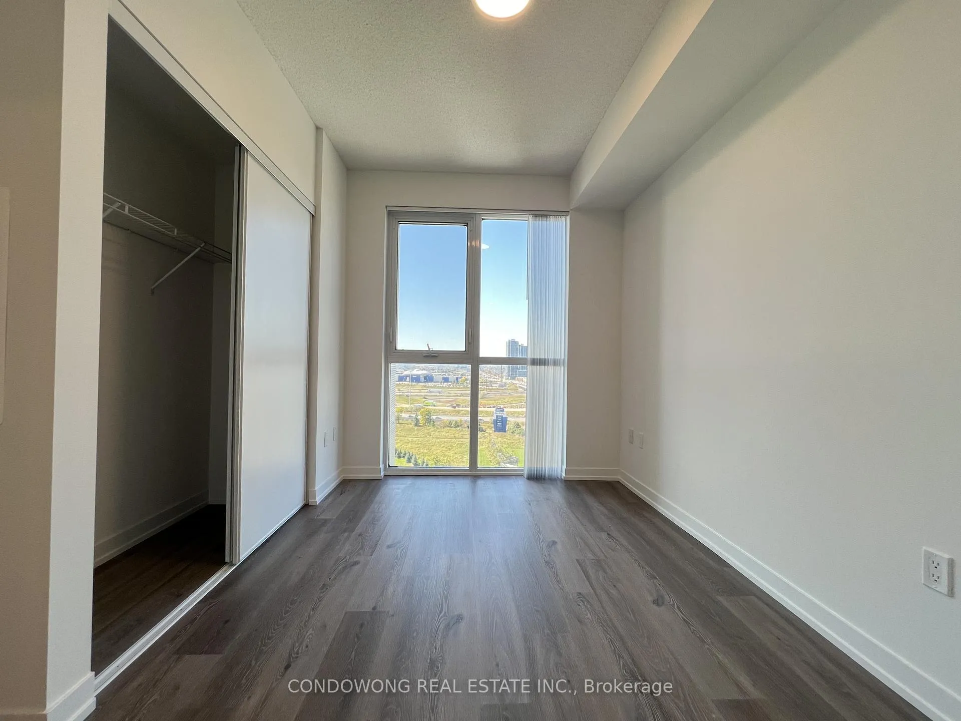 Photo 8 of Unit 1206, 225 Commerce Street, Vaughan, Vaughan Corporate Centre — HOMEH