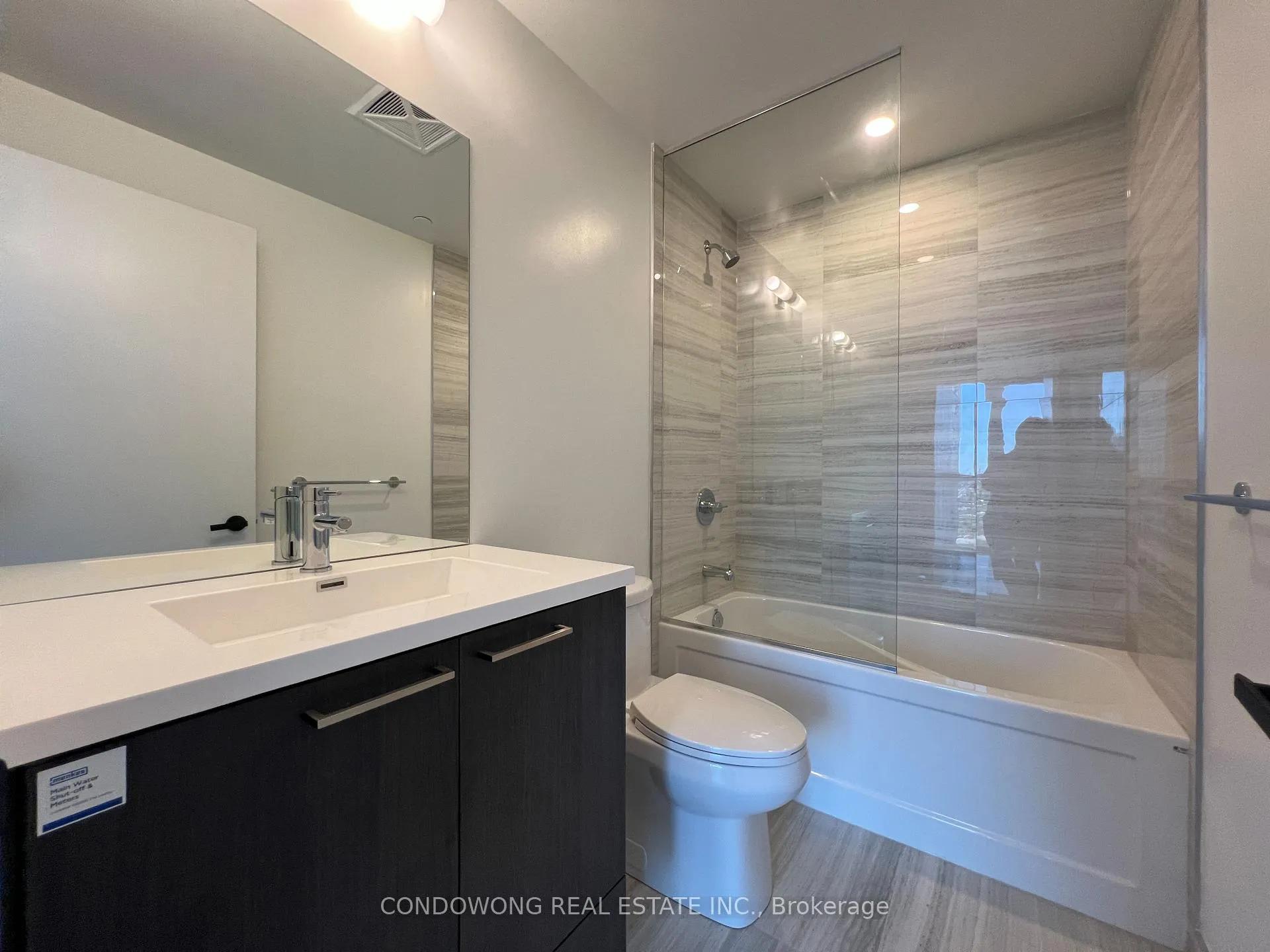 Photo 9 of Unit 1206, 225 Commerce Street, Vaughan, Vaughan Corporate Centre — HOMEH