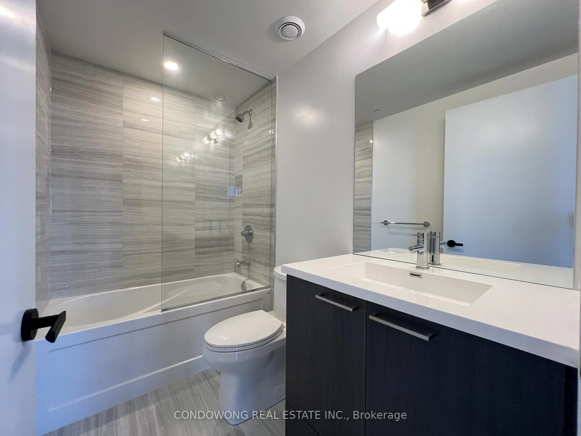 Photo 10 of Unit 1206, 225 Commerce Street, Vaughan, Vaughan Corporate Centre — HOMEH