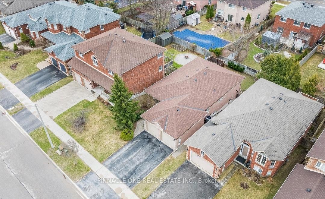 Photo 2 of 251 Pringle Drive, Barrie, Edgehill Drive — HOMEH