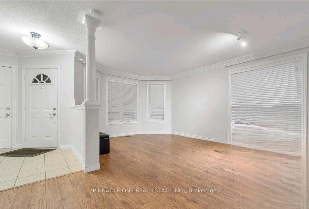 Photo 3 of 251 Pringle Drive, Barrie, Edgehill Drive — HOMEH