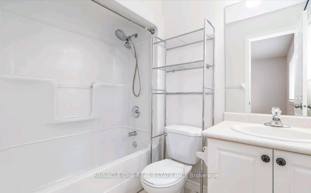 Photo 8 of 251 Pringle Drive, Barrie, Edgehill Drive — HOMEH