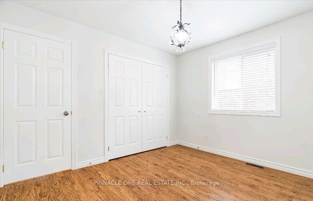 Photo 9 of 251 Pringle Drive, Barrie, Edgehill Drive — HOMEH