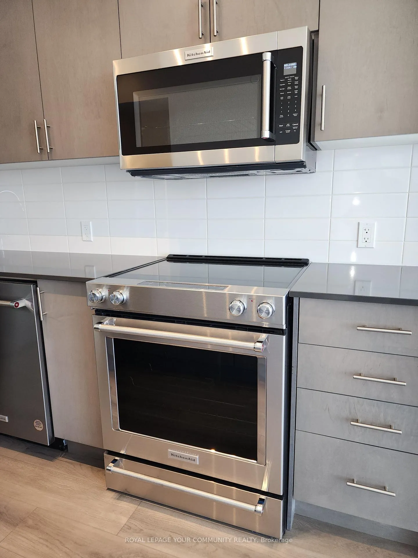 Photo 6 of Unit 1021, 8960 Jane Street, Vaughan, Concord — HOMEH