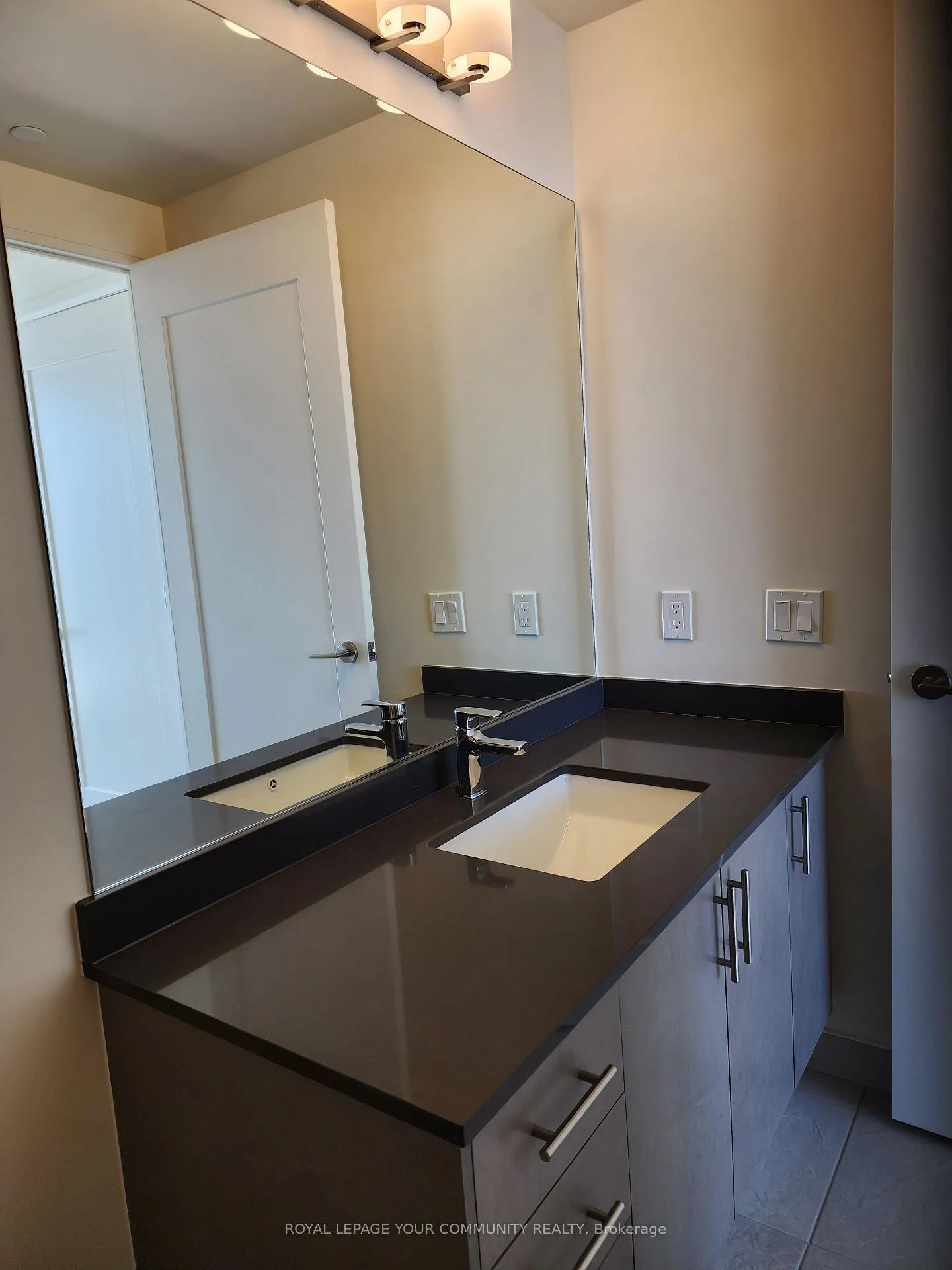 Photo 15 of Unit 1021, 8960 Jane Street, Vaughan, Concord — HOMEH
