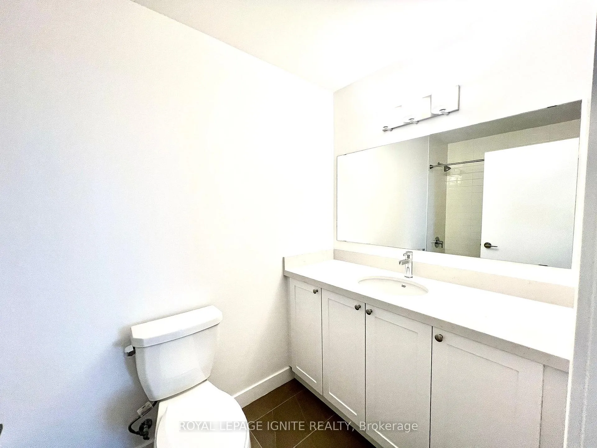 Photo 10 of Unit 1003, 55 Clarington Boulevard, Clarington, Bowmanville — HOMEH