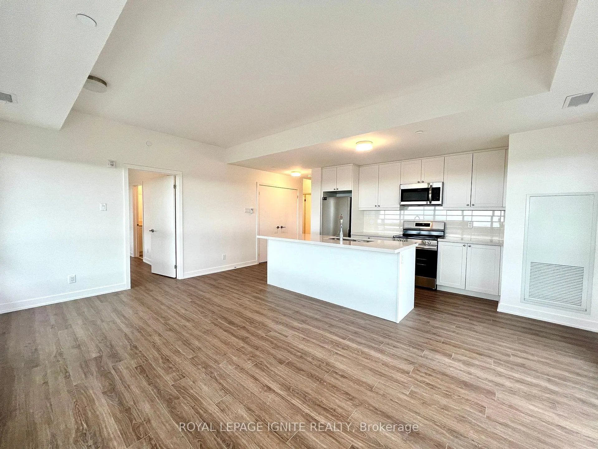 Photo 16 of Unit 1003, 55 Clarington Boulevard, Clarington, Bowmanville — HOMEH