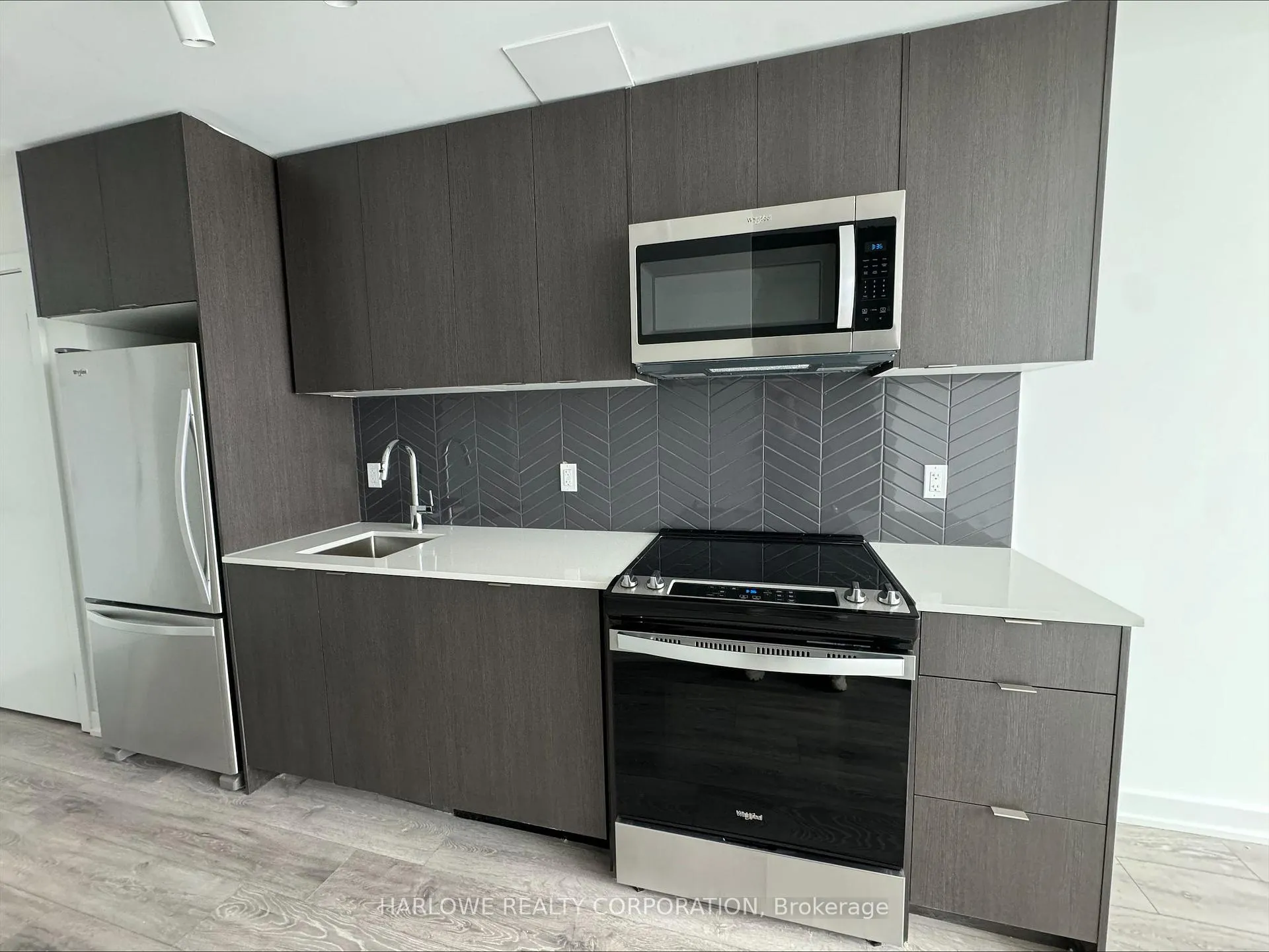 Photo 1 of Unit 149 D, 1614 Charles Street, Whitby, Port Whitby — HOMEH