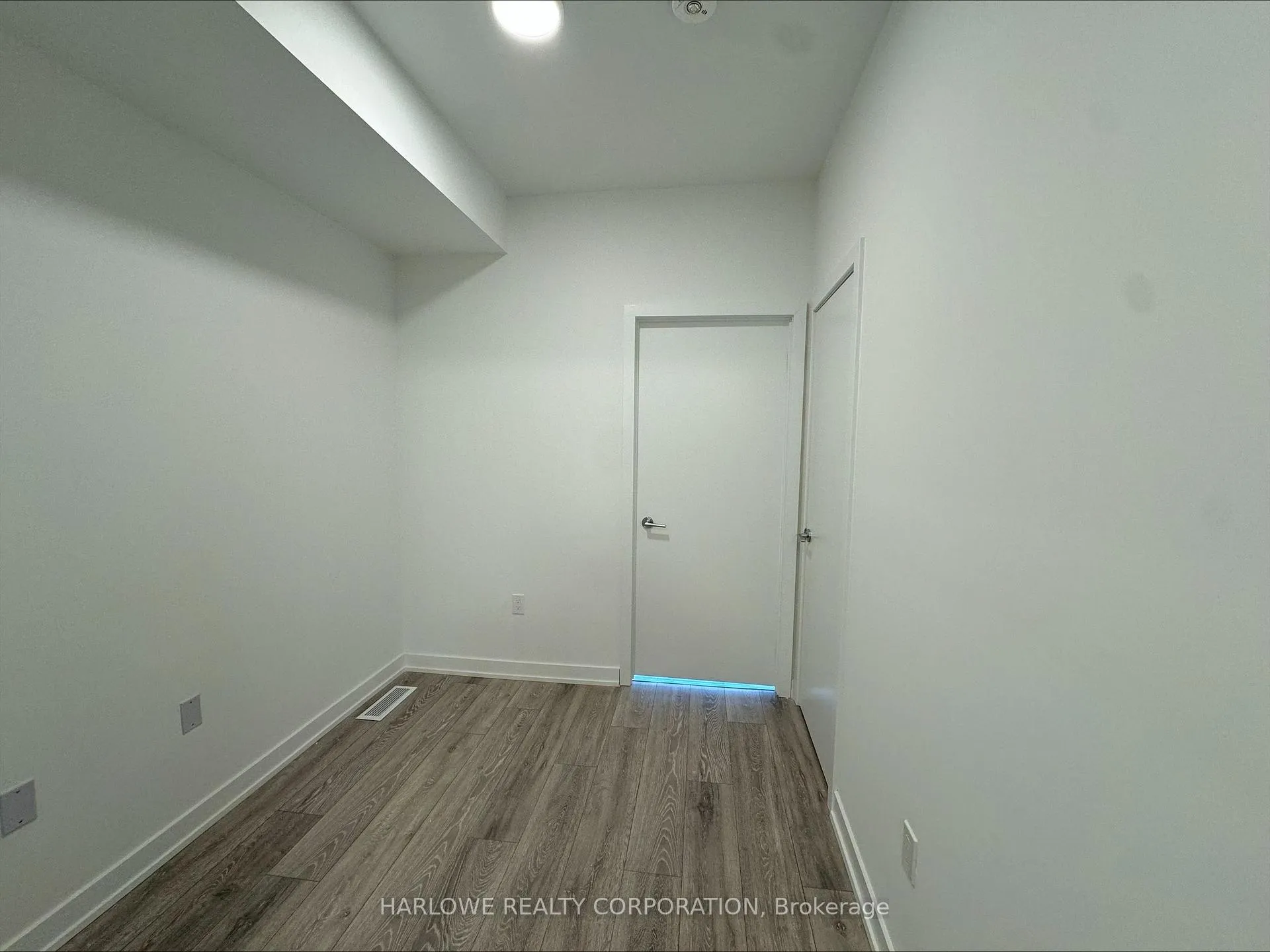 Photo 8 of Unit 149 D, 1614 Charles Street, Whitby, Port Whitby — HOMEH