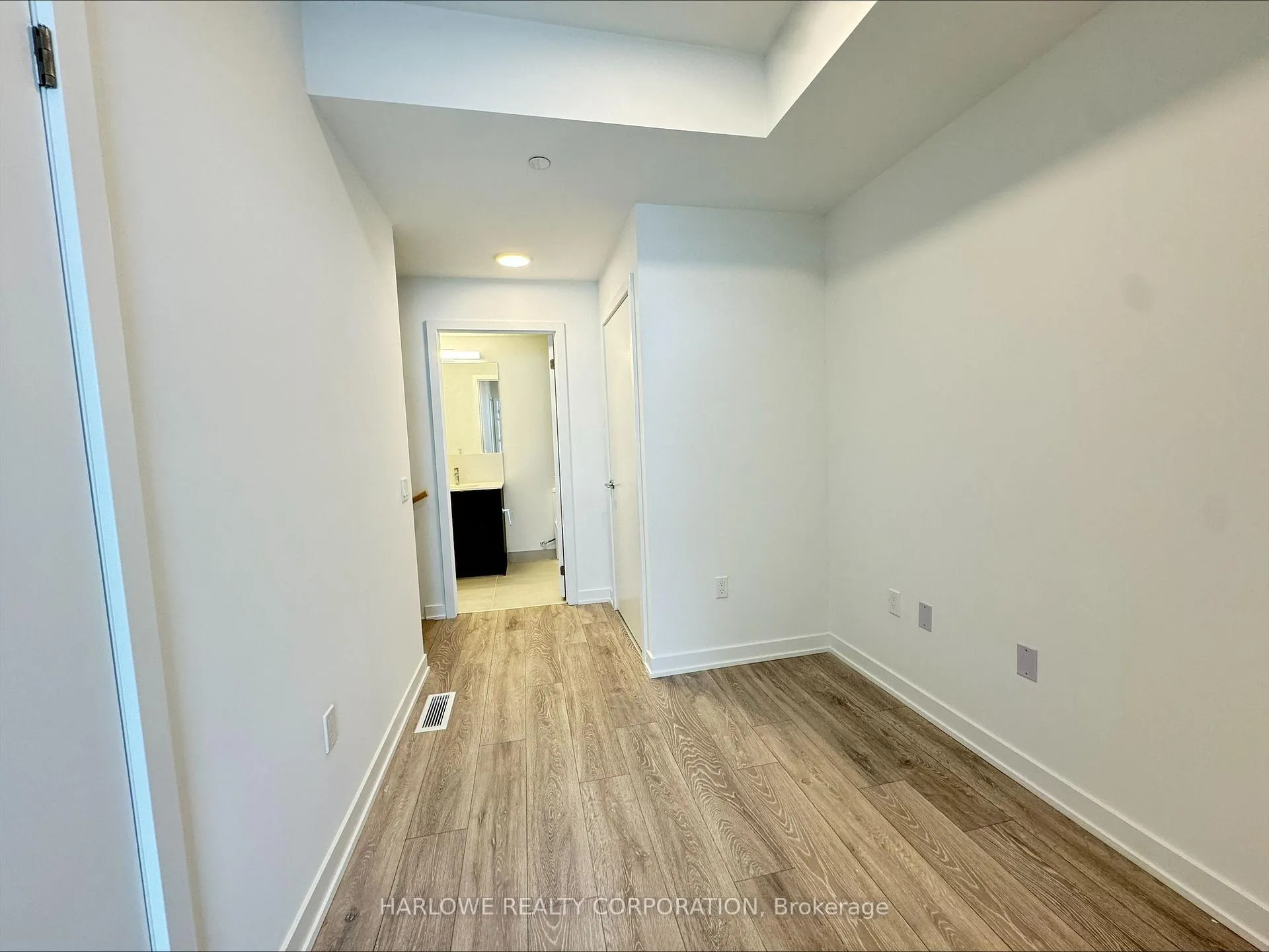Photo 9 of Unit 149 D, 1614 Charles Street, Whitby, Port Whitby — HOMEH