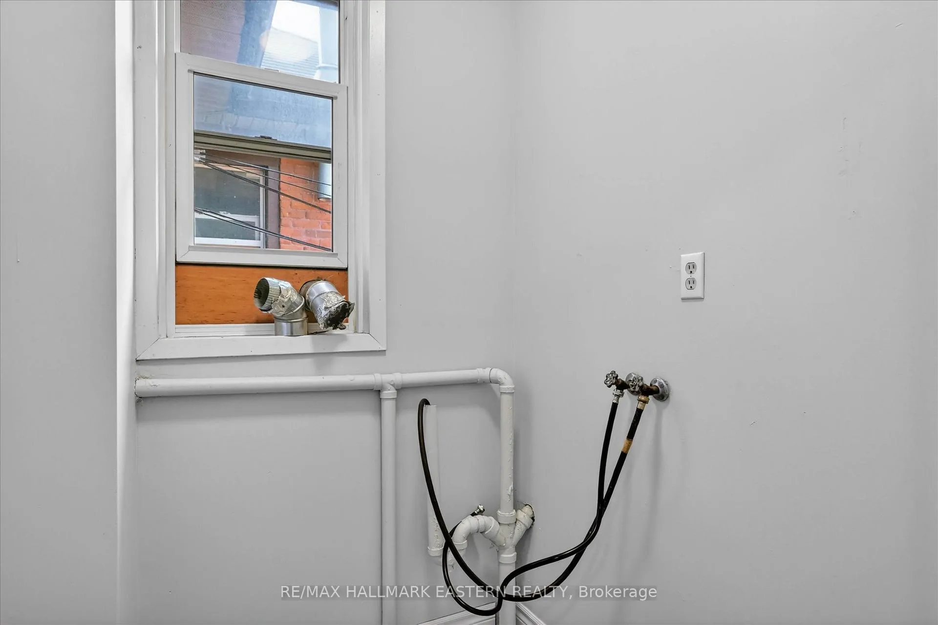 Photo 21 of 173 Rubidge Street, Peterborough, Town Ward 3 — HOMEH