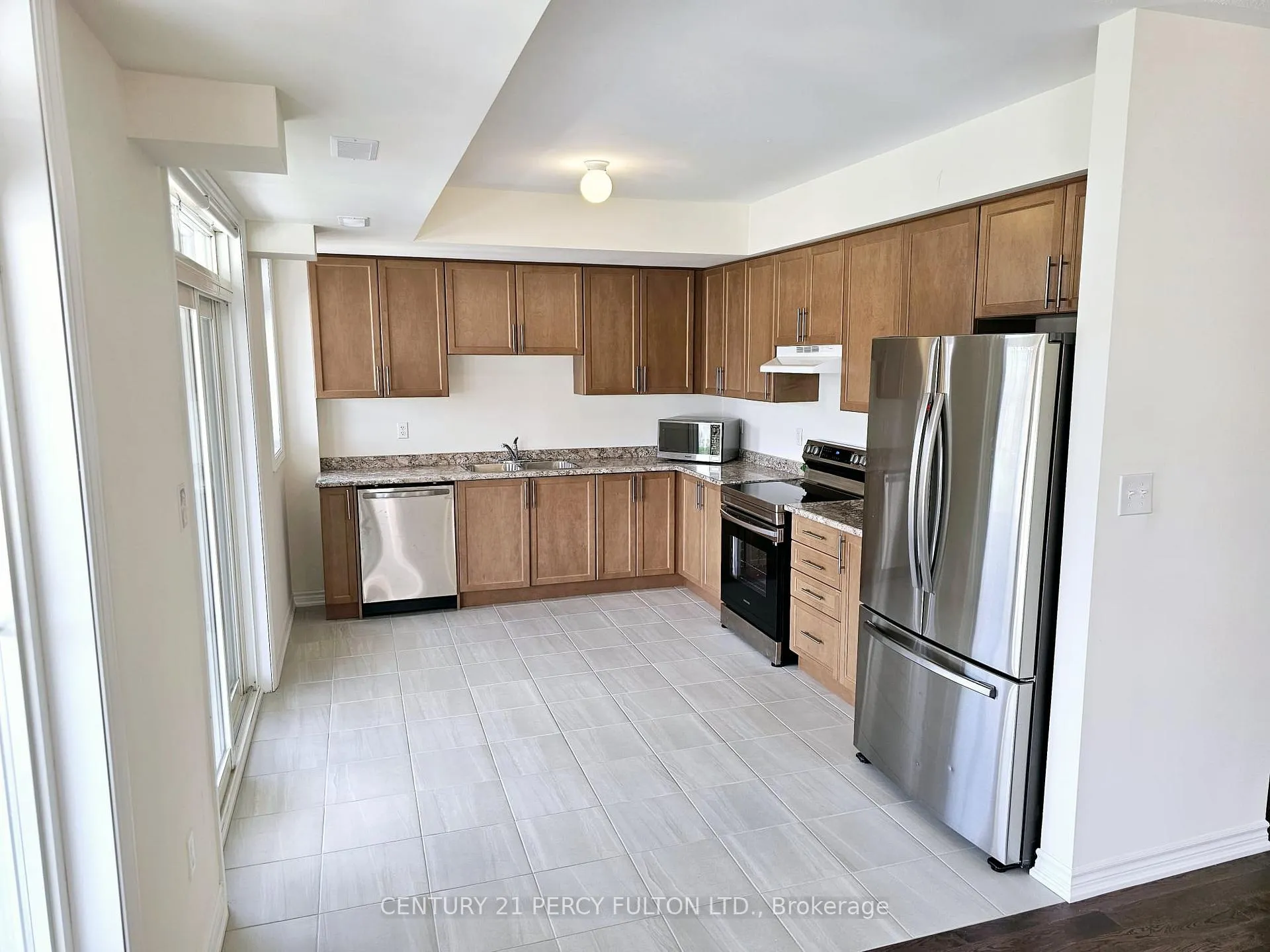 Photo 3 of Unit 114, 2540 William Jackson Drive, Pickering, Duffin Heights — HOMEH