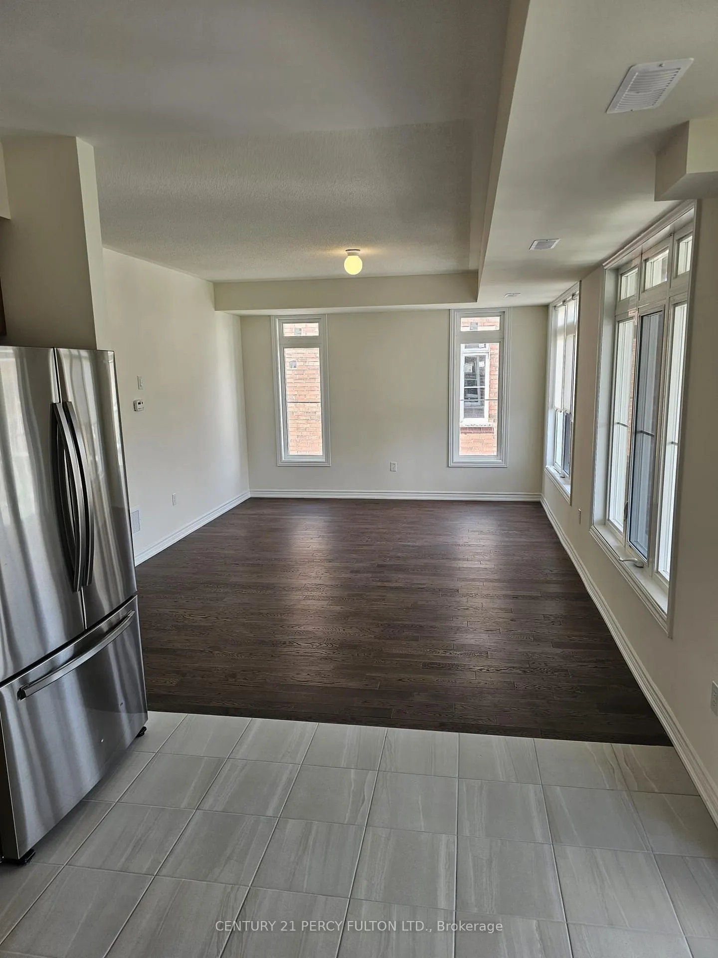 Photo 4 of Unit 114, 2540 William Jackson Drive, Pickering, Duffin Heights — HOMEH