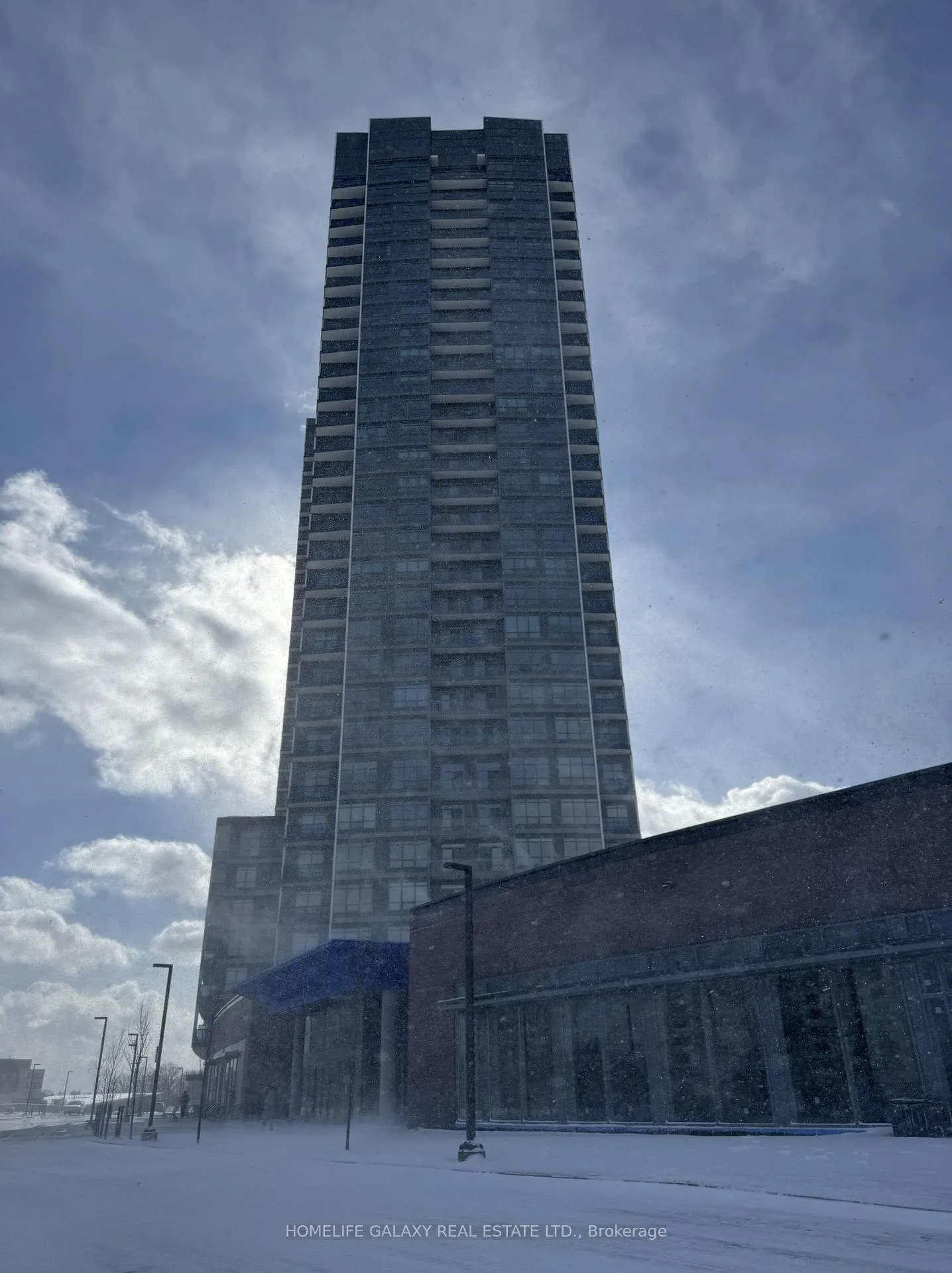 Photo 1 of Unit 1110, 50 Upper Mall Way, Vaughan, Brownridge — HOMEH