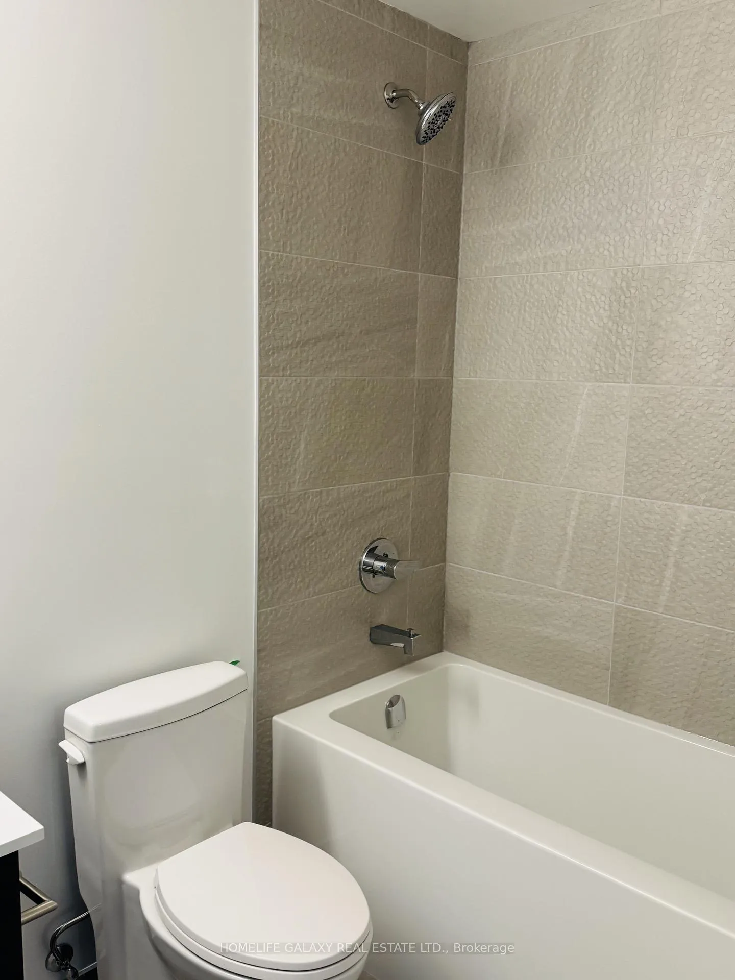 Photo 7 of Unit 1110, 50 Upper Mall Way, Vaughan, Brownridge — HOMEH