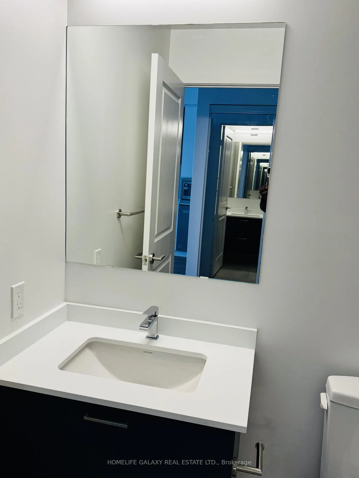 Photo 8 of Unit 1110, 50 Upper Mall Way, Vaughan, Brownridge — HOMEH