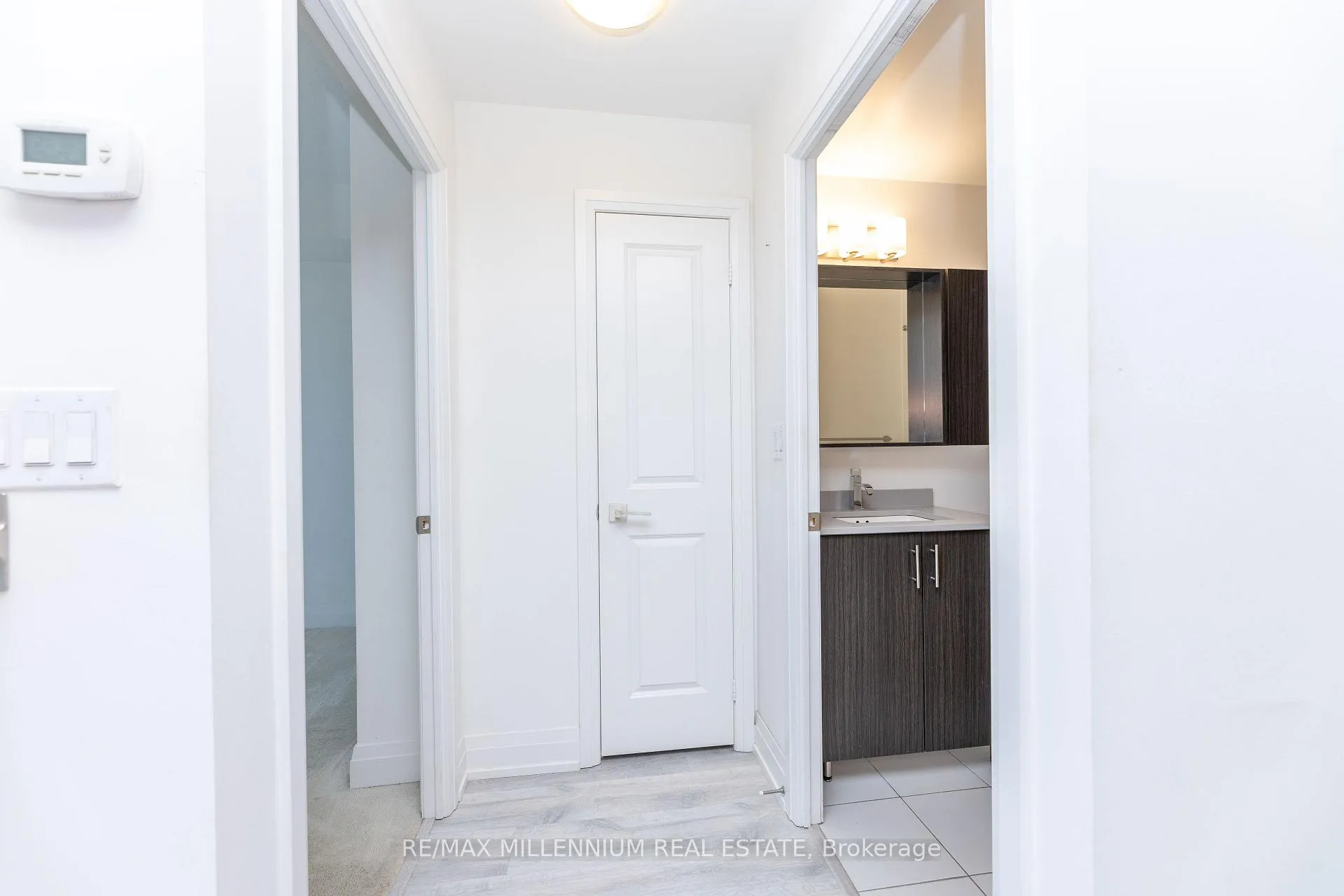 Photo 16 of Unit 1401, 3700 Highway 7 Road, Vaughan, East Woodbridge — HOMEH
