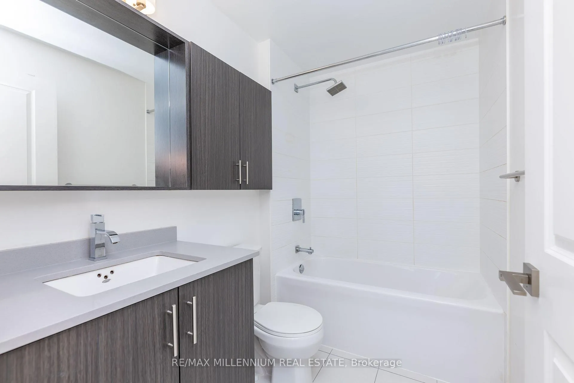 Photo 17 of Unit 1401, 3700 Highway 7 Road, Vaughan, East Woodbridge — HOMEH