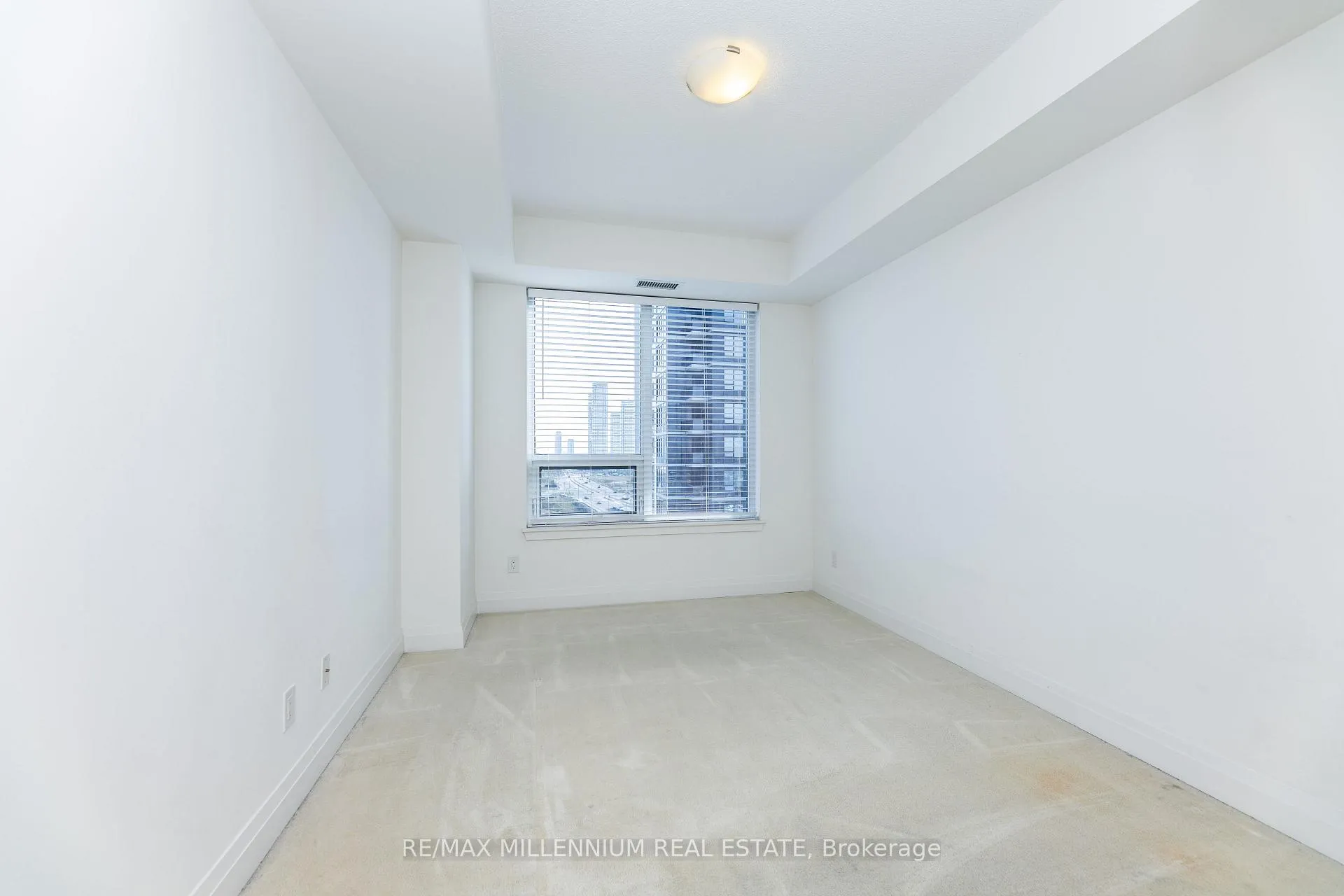 Photo 18 of Unit 1401, 3700 Highway 7 Road, Vaughan, East Woodbridge — HOMEH