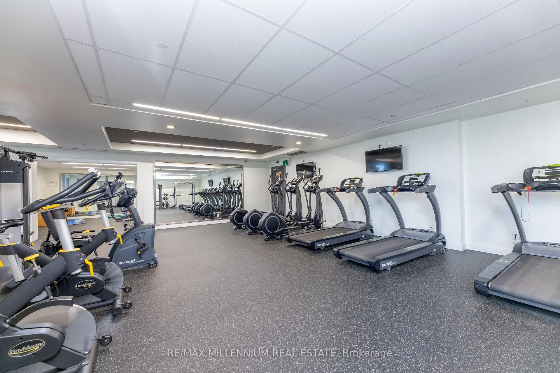 Photo 24 of Unit 1401, 3700 Highway 7 Road, Vaughan, East Woodbridge — HOMEH